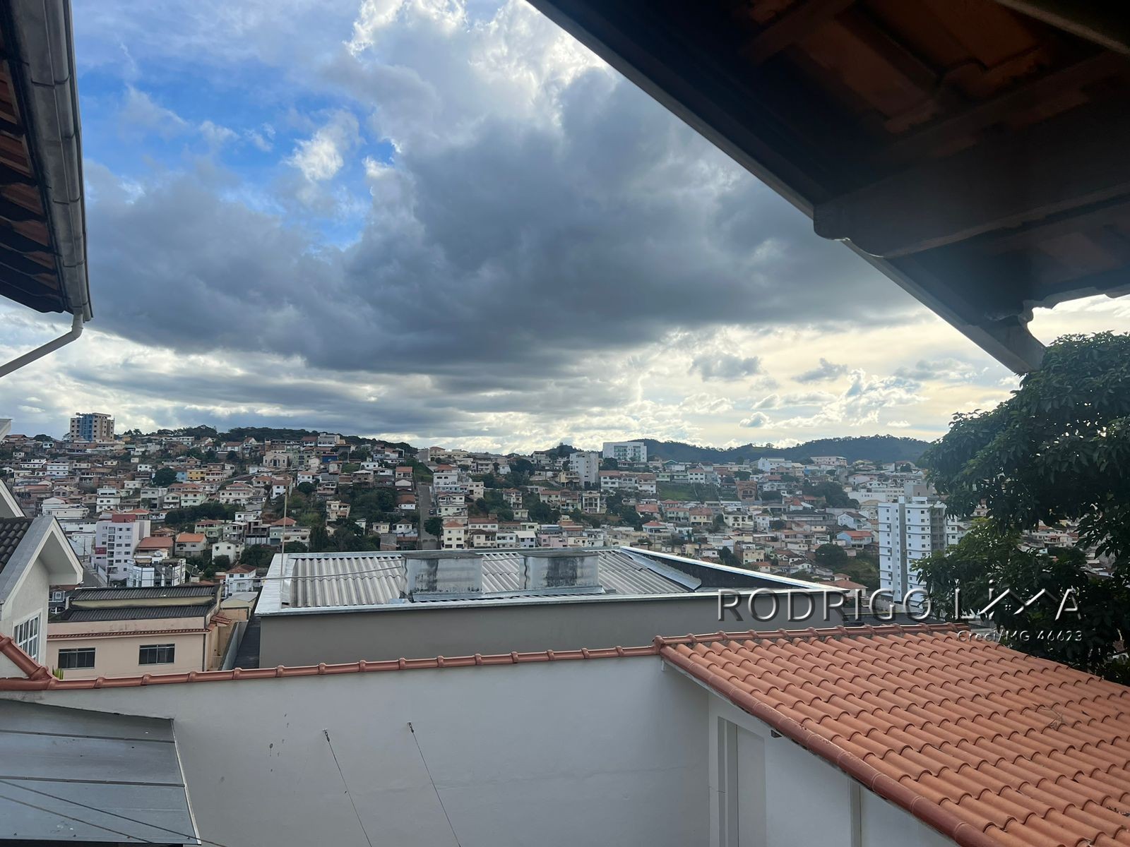 Casa de alto padrão para venda em São Lourenço - MG.