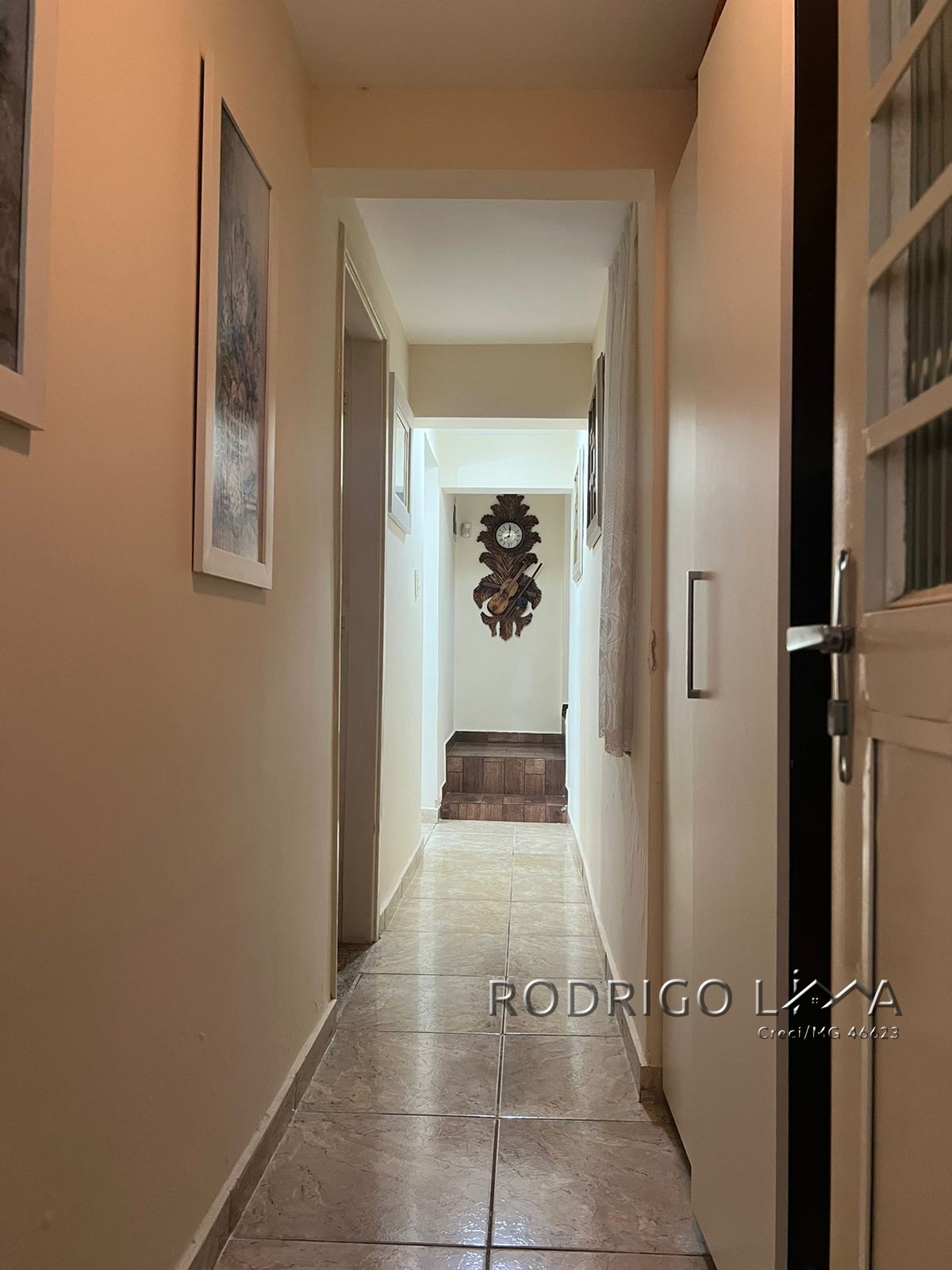 Casa de alto padrão para venda em São Lourenço - MG.