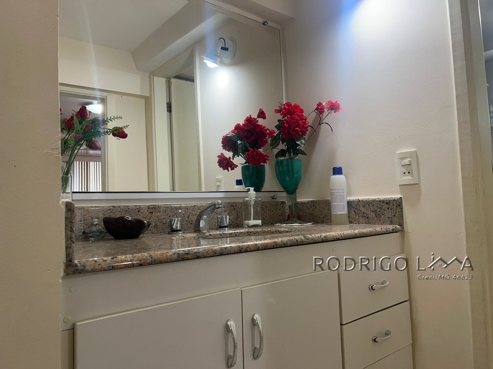 Casa de alto padrão para venda em São Lourenço - MG.