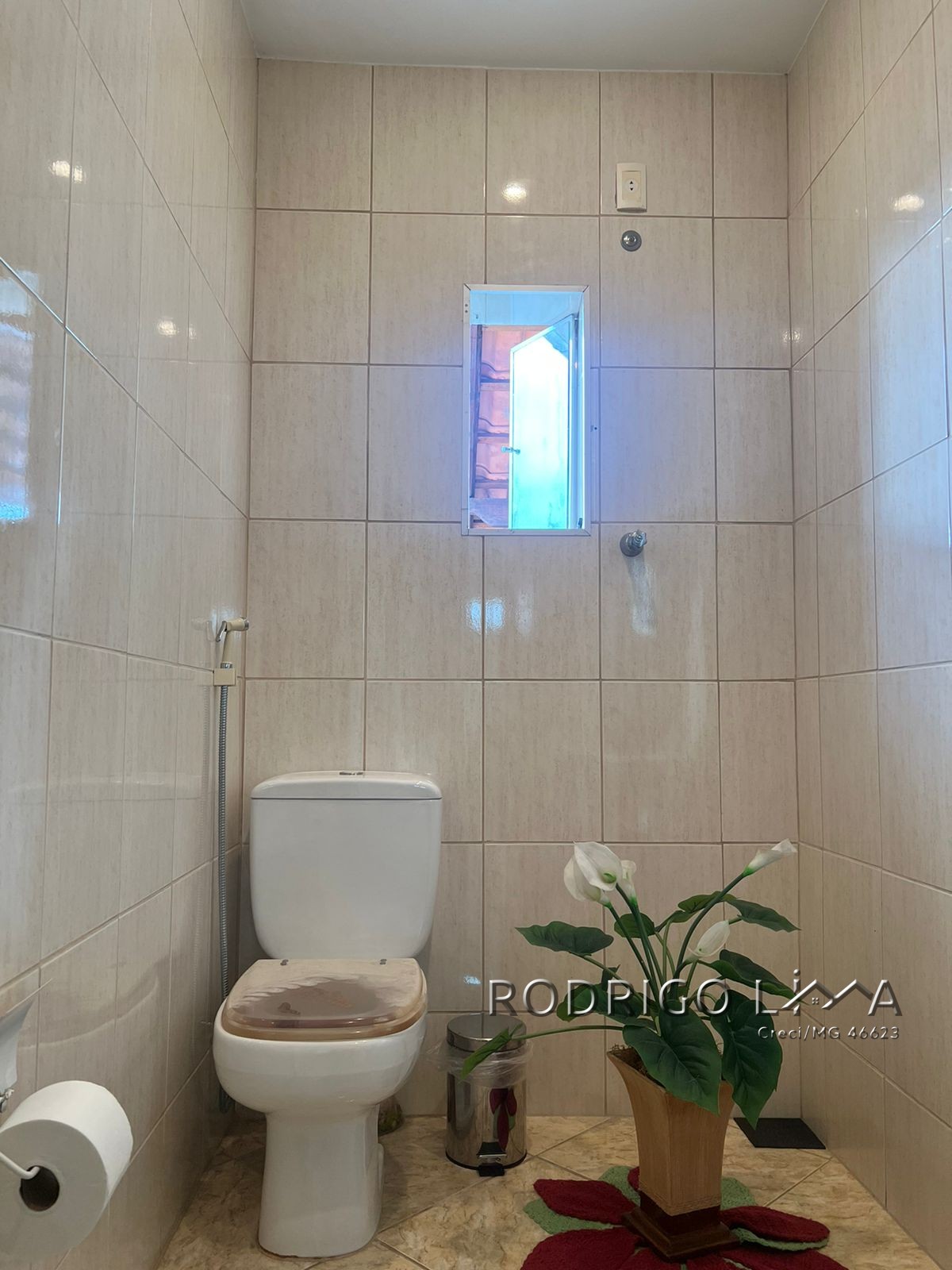 Casa de alto padrão para venda em São Lourenço - MG.