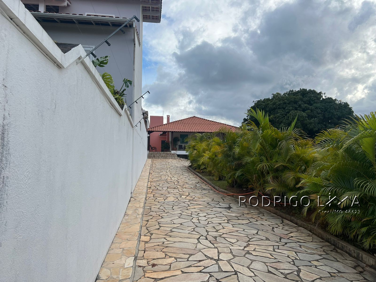 Casa de alto padrão para venda em São Lourenço - MG.