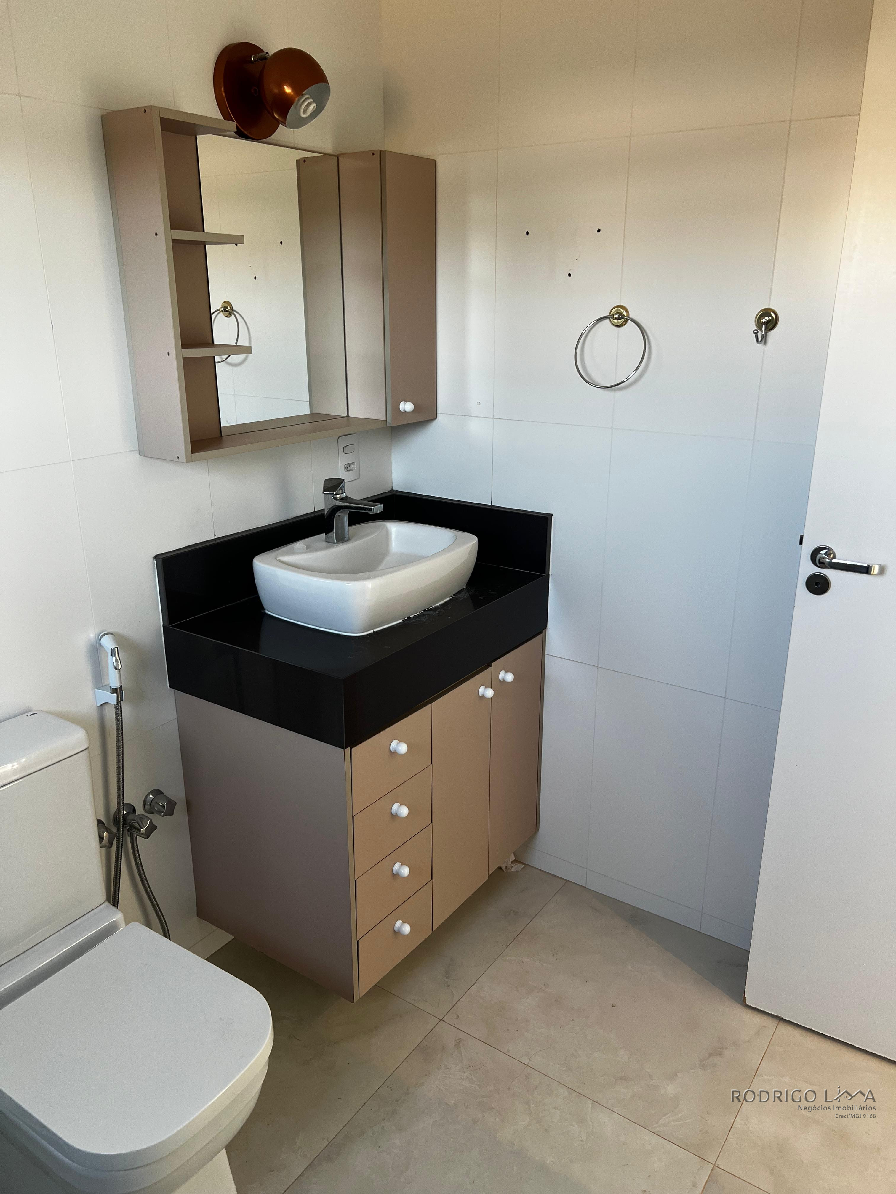 Linda casa de alto padrão para venda em São Lourenço - MG.