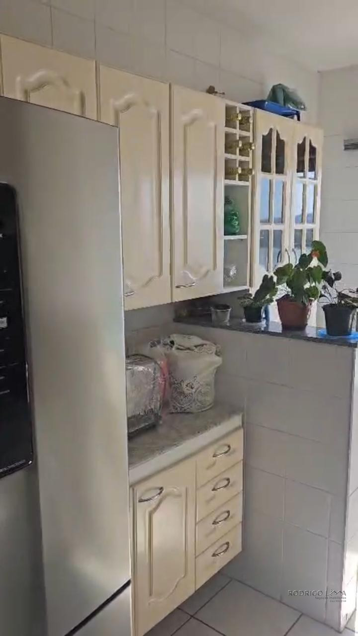 Lindo apartamento para venda em frente ao lago de Lambari - MG.