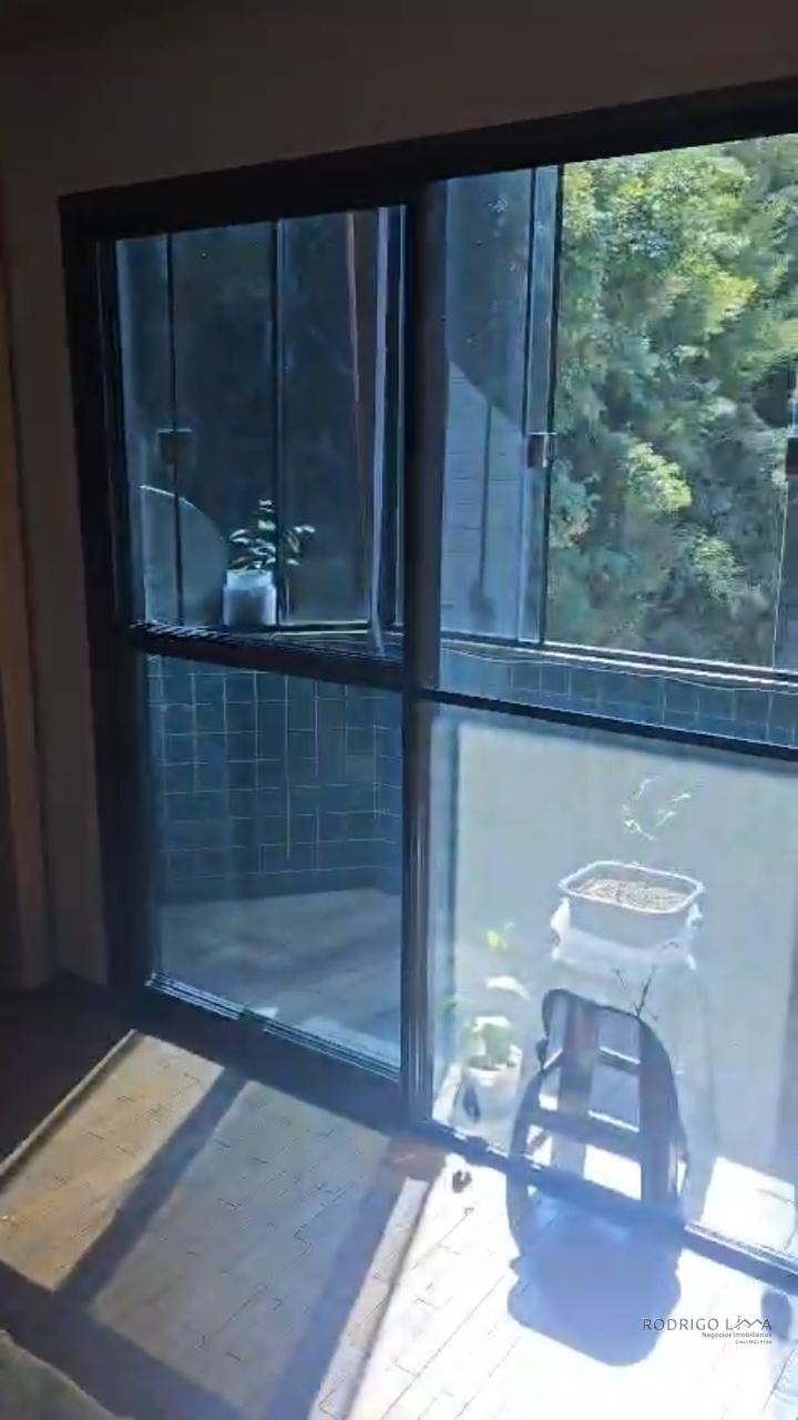 Lindo apartamento para venda em frente ao lago de Lambari - MG.