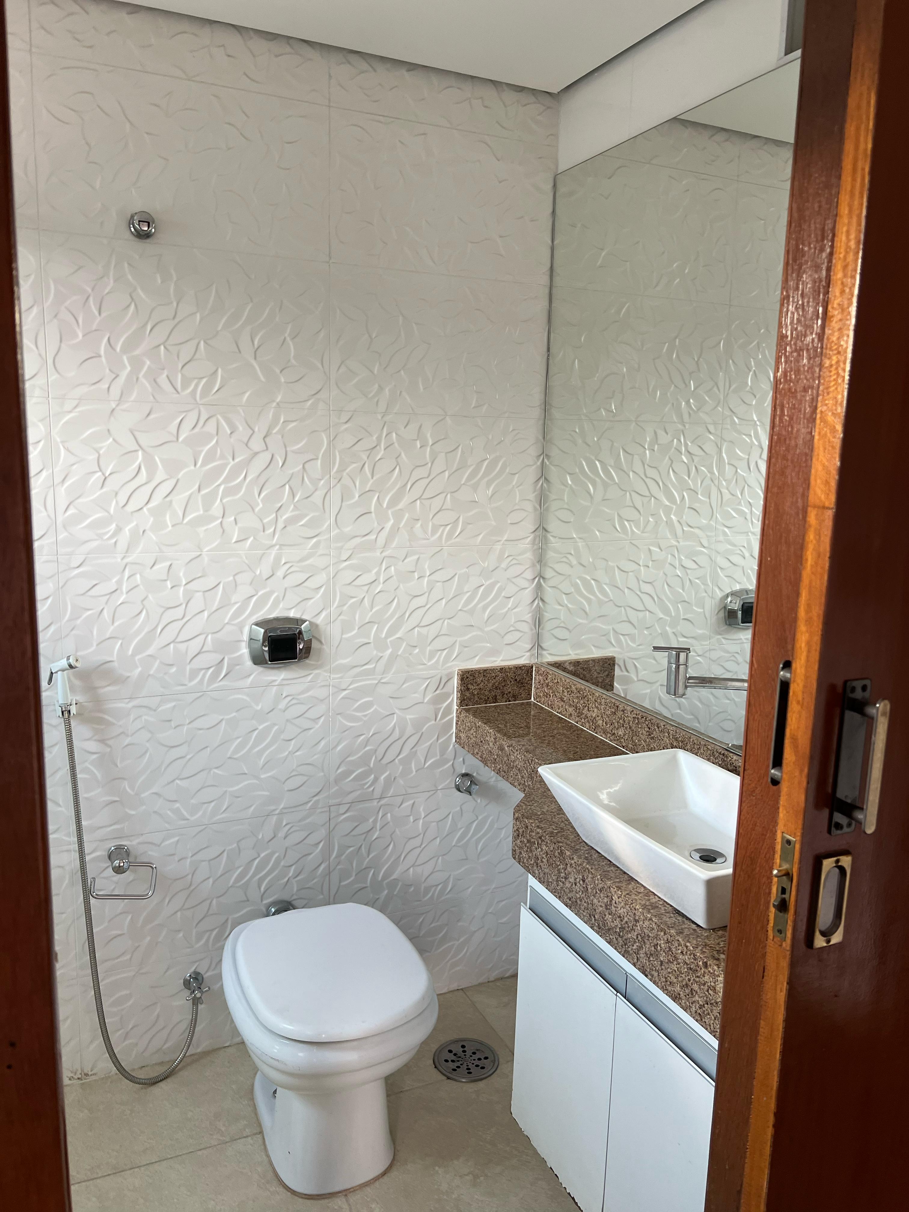 Apartamento para venda no centro de São Lourenço  - MG.