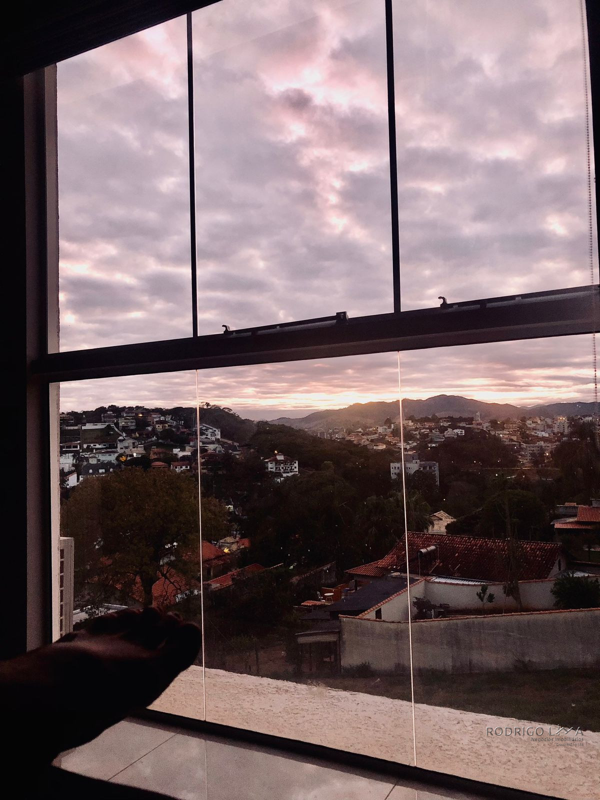 Lindo flat para venda em bairro nobre de São Lourenço - MG.