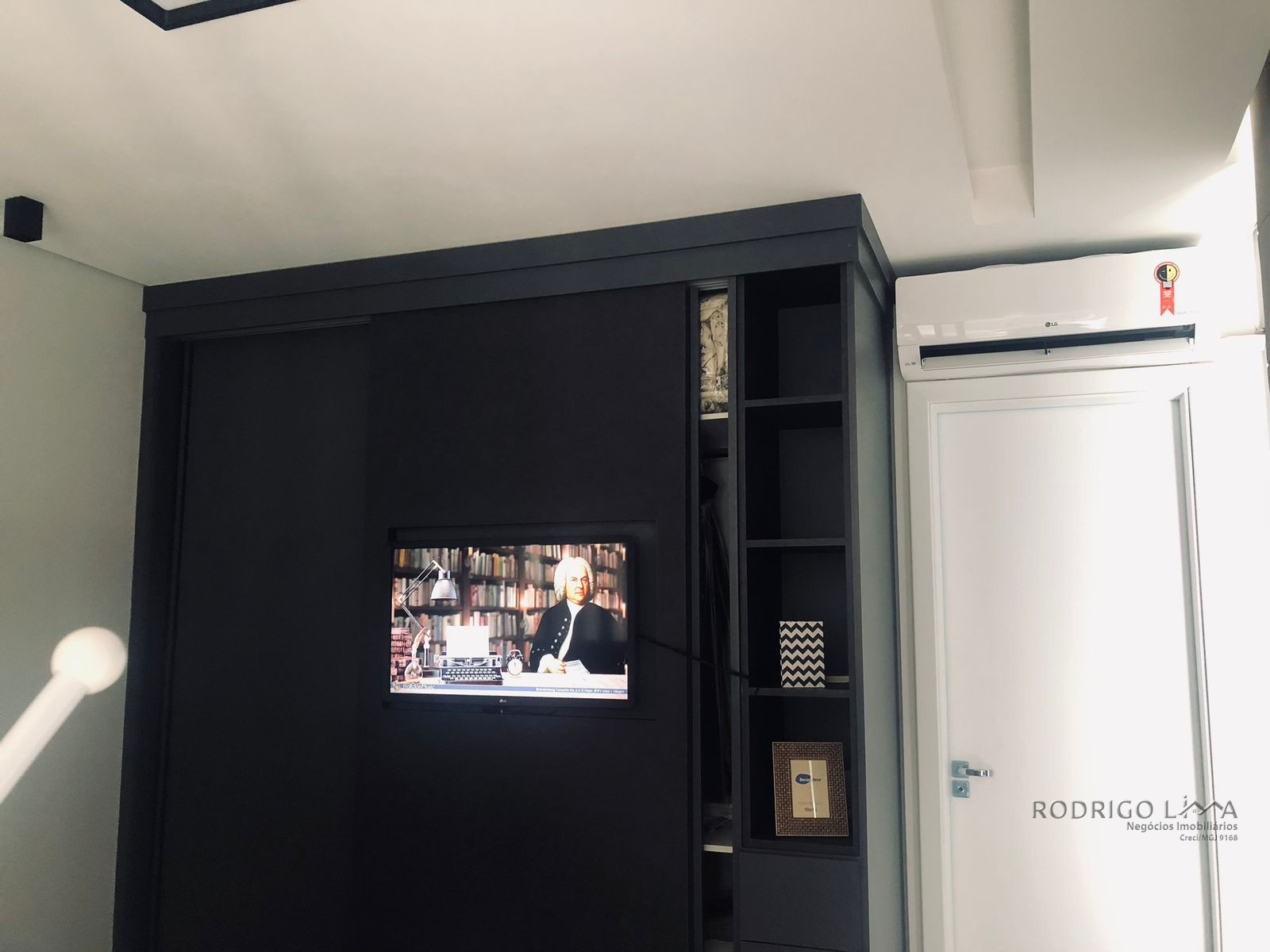 Lindo flat para venda em bairro nobre de São Lourenço - MG.