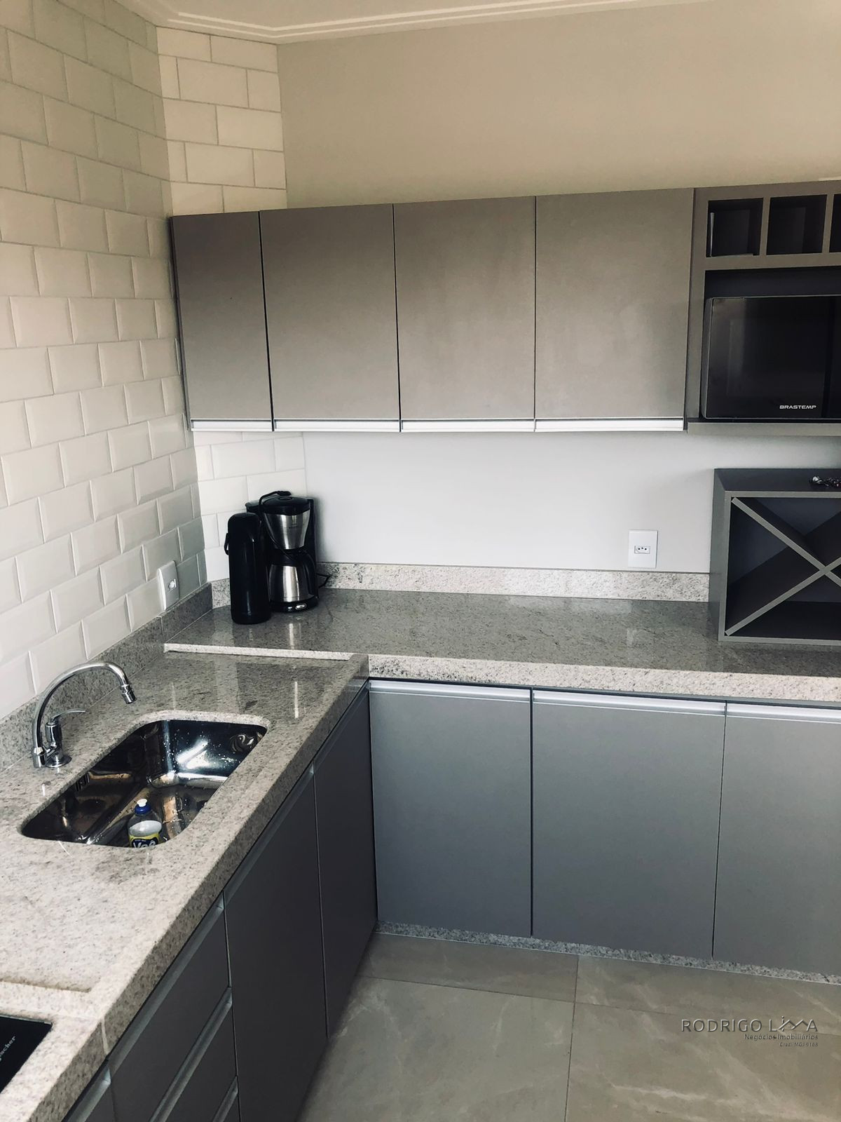 Lindo flat para venda em bairro nobre de São Lourenço - MG.