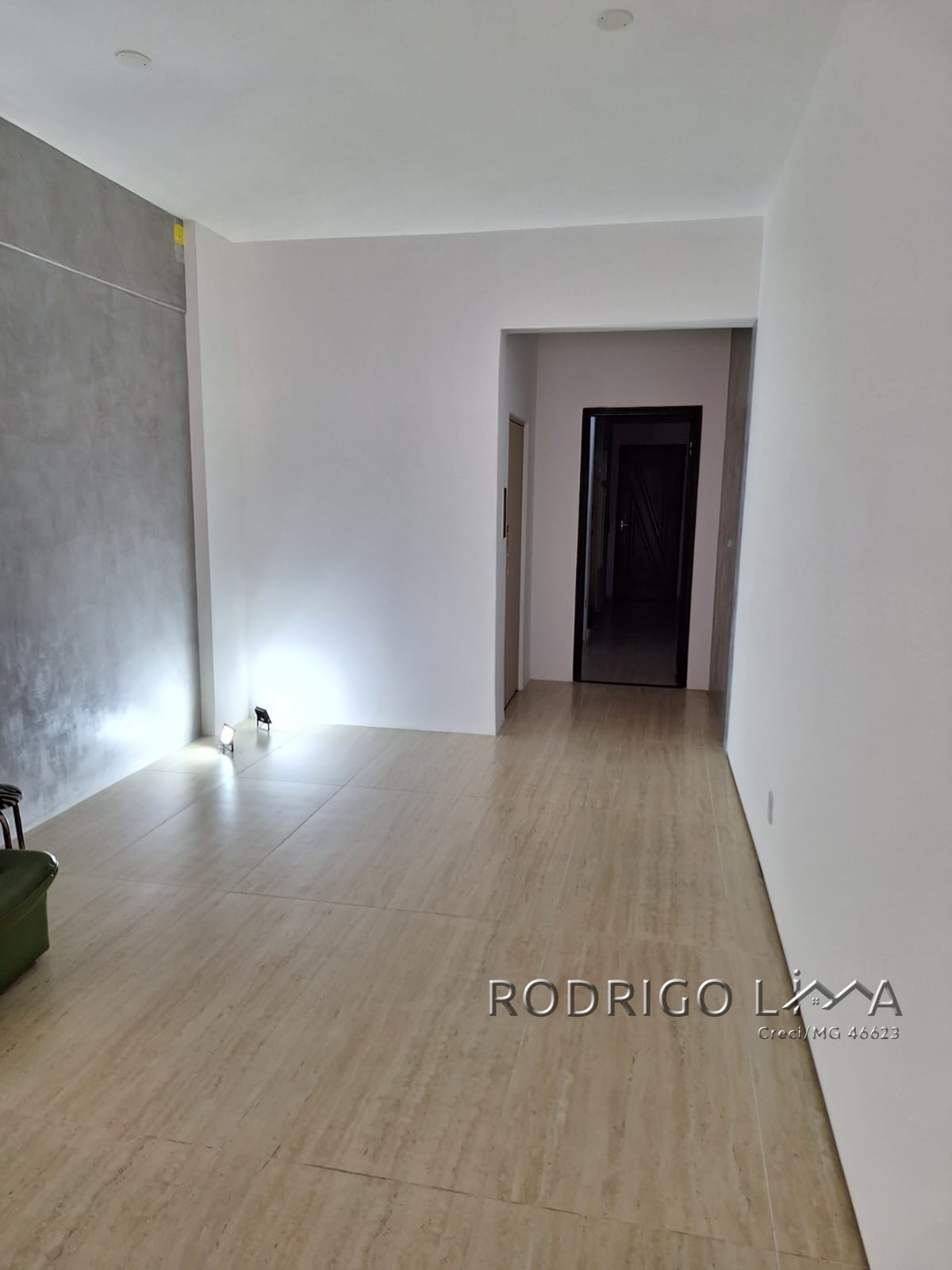 Lindo apartamento para venda no centro de São Lourenço - MG.