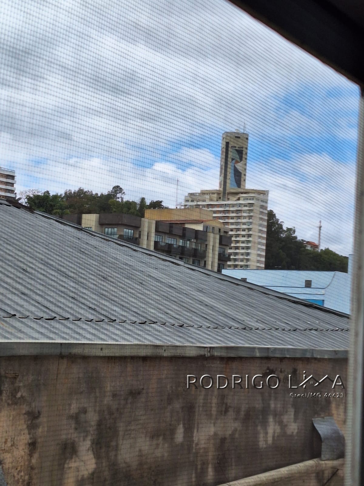 Lindo apartamento para venda no centro de São Lourenço - MG.