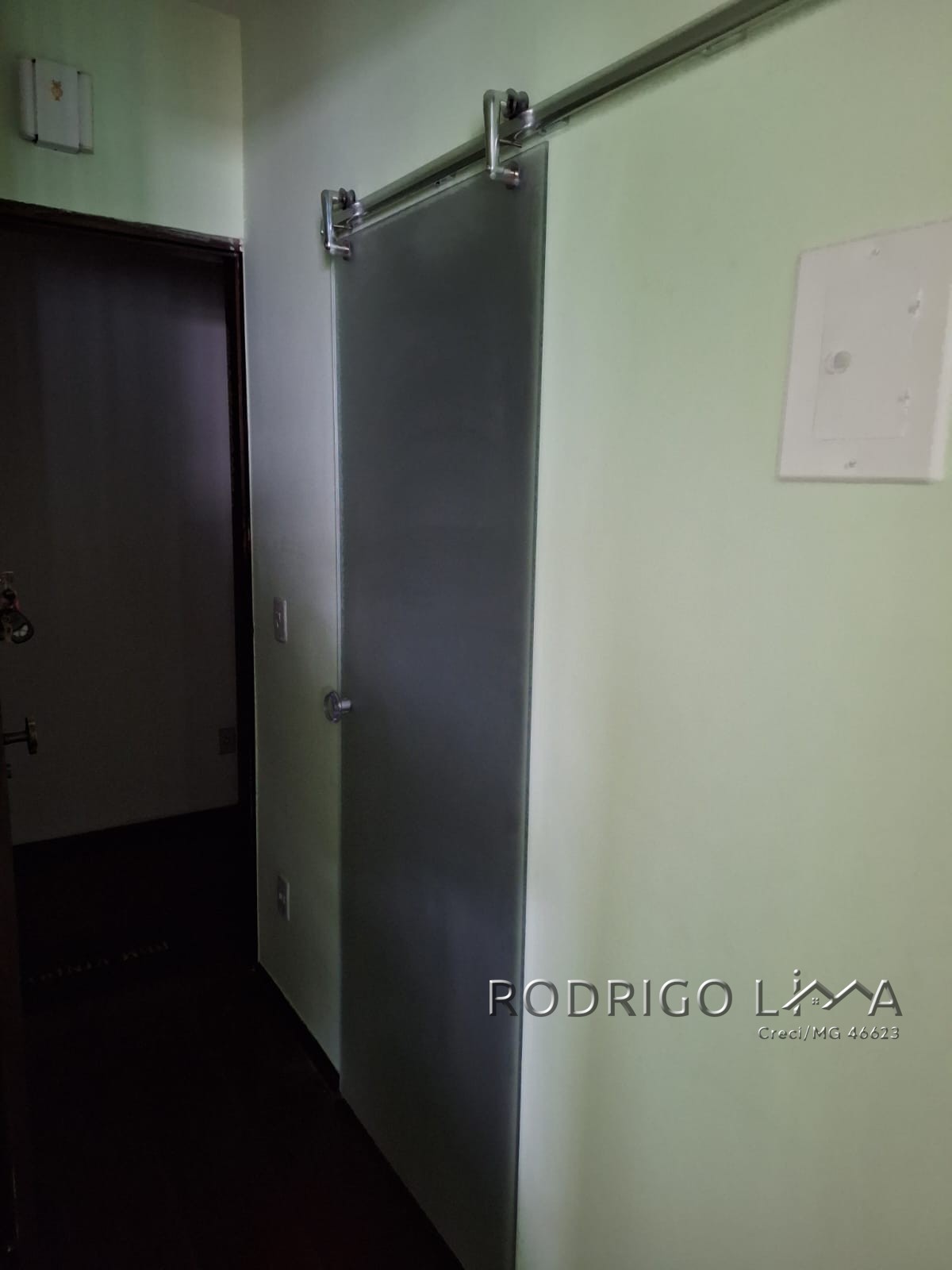 Lindo apartamento para venda no centro de São Lourenço - MG.