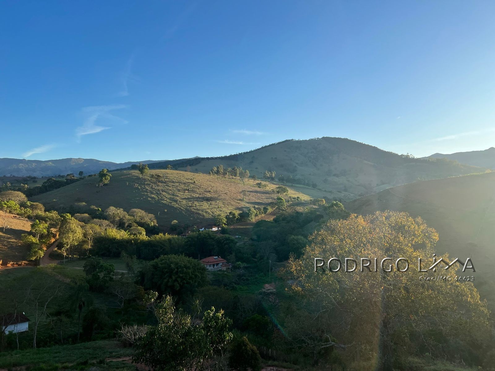 Linda área para venda em Dom Viçoso - MG.