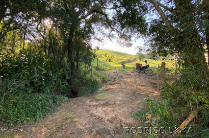 Linda área para venda em Dom Viçoso - MG.