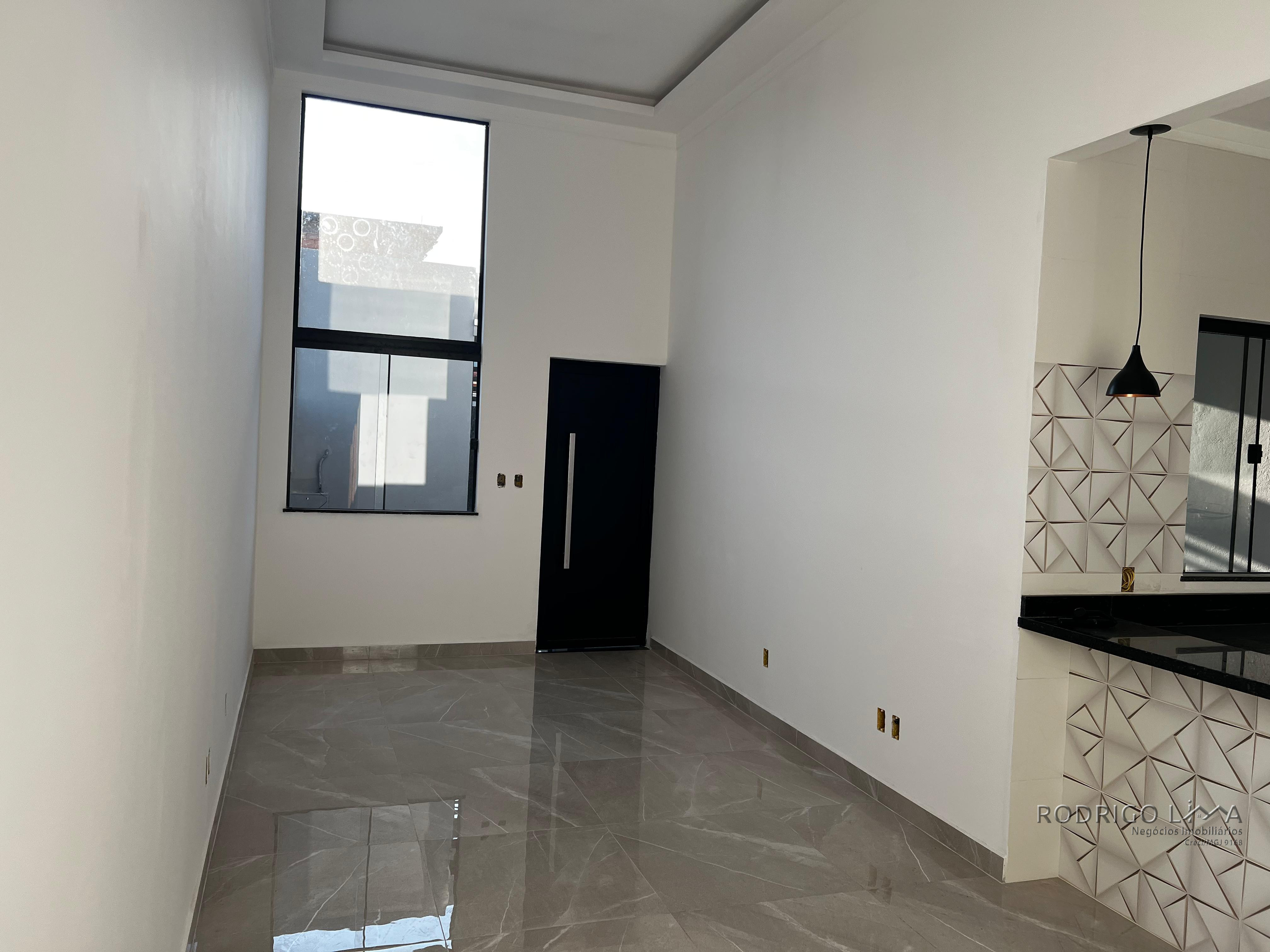 Linda casa nova para venda em São Lourenço MG