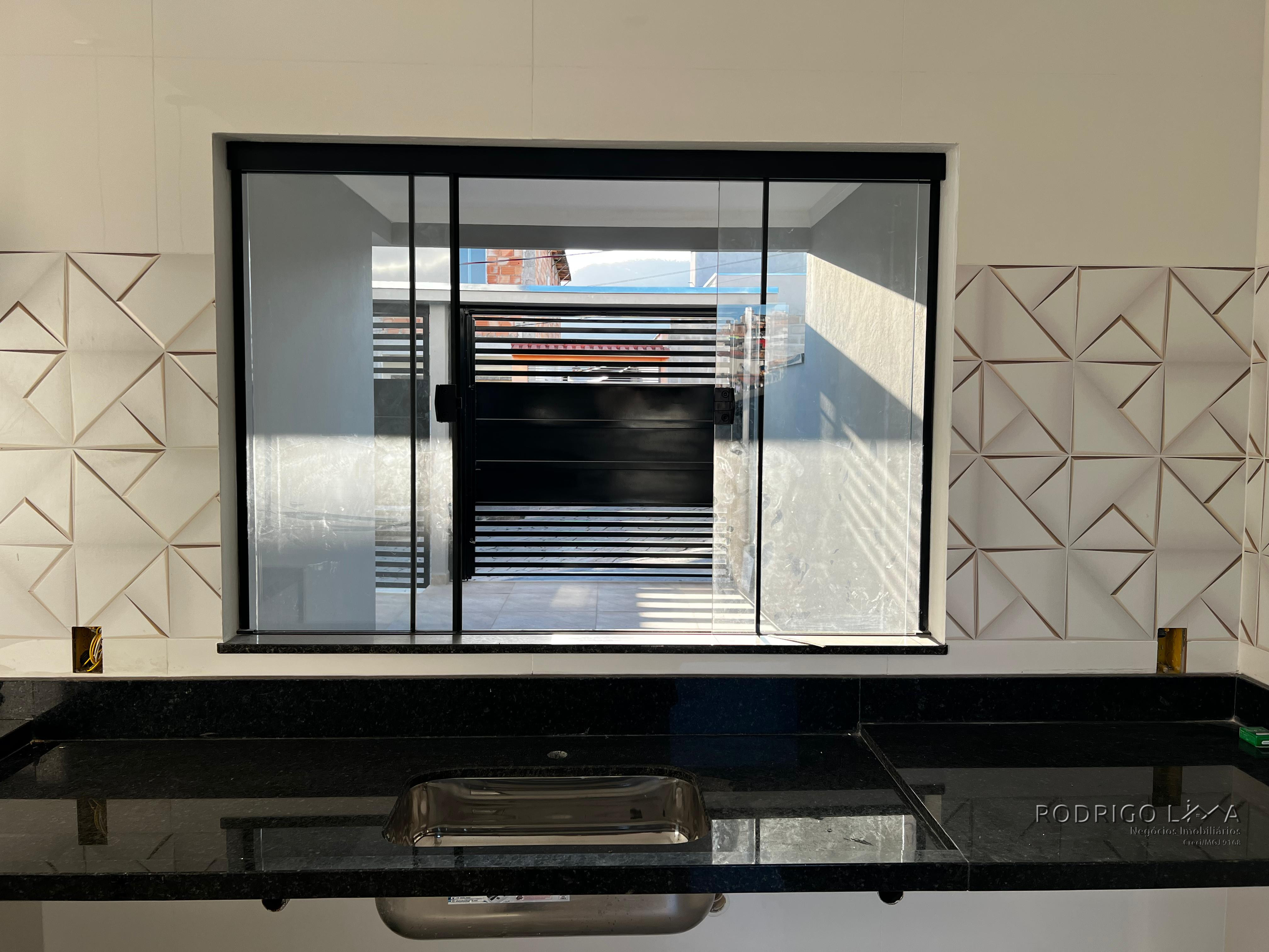 Linda casa nova para venda em São Lourenço MG