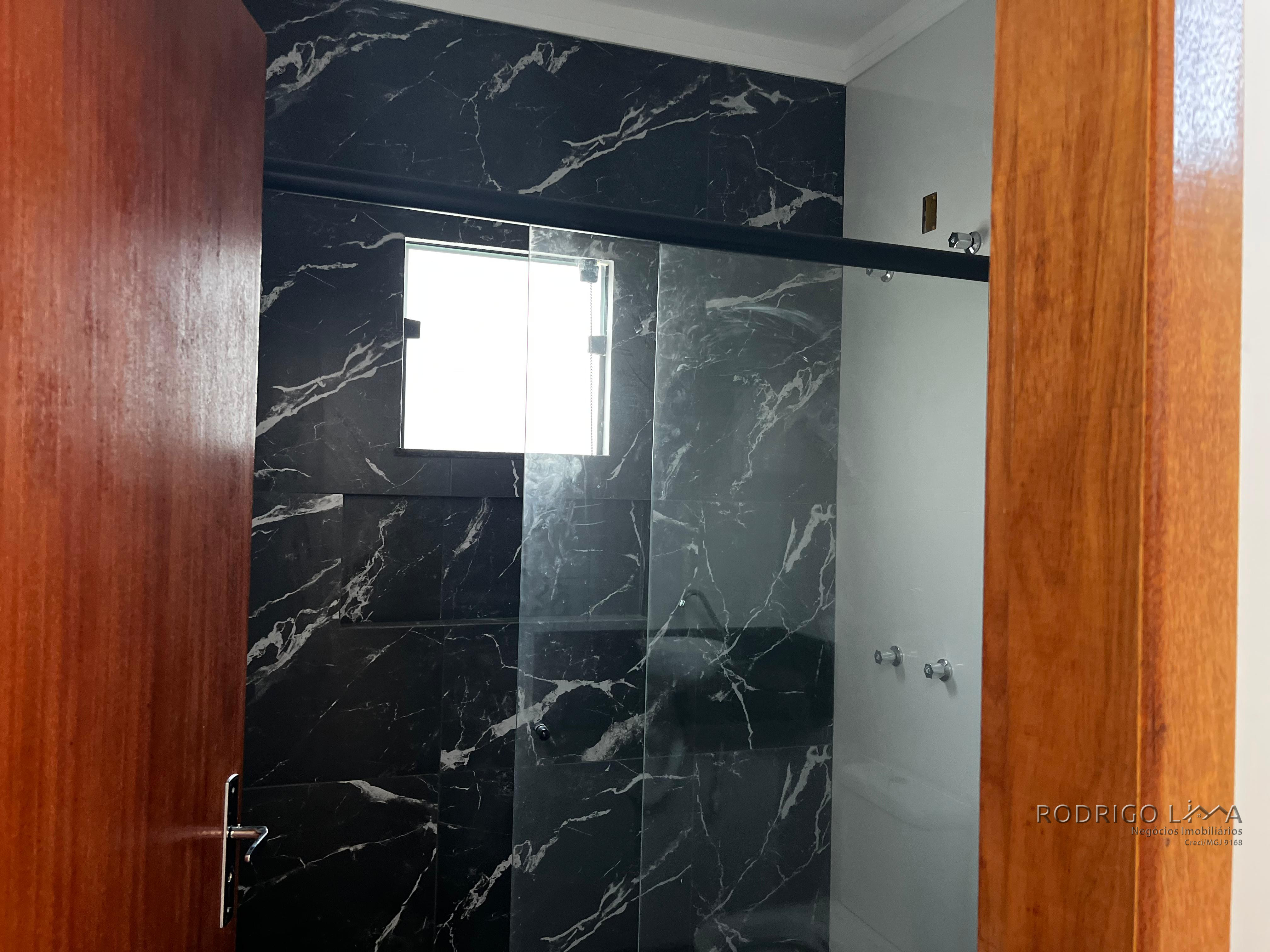 Linda casa nova para venda em São Lourenço MG