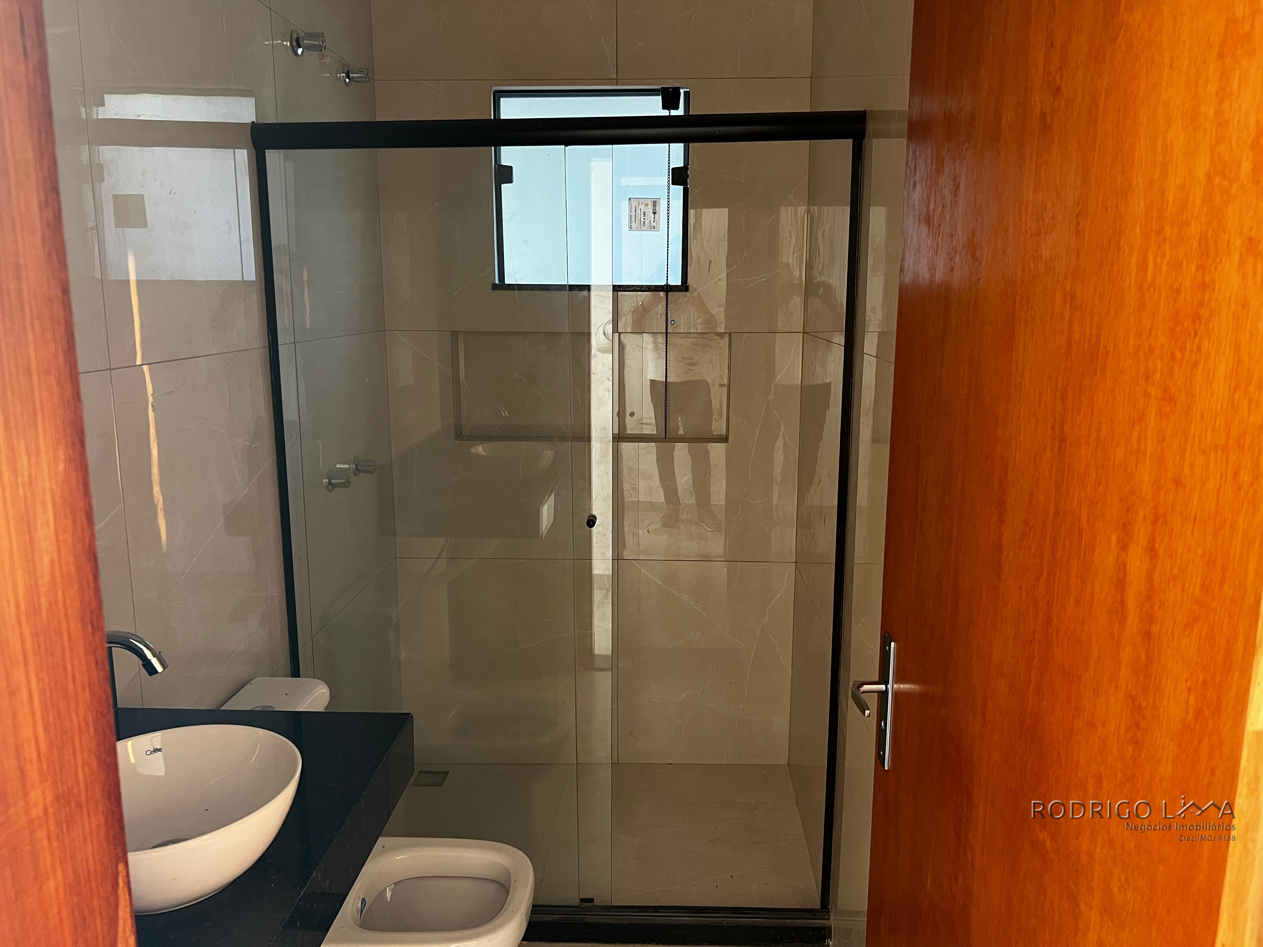 Linda casa nova para venda em São Lourenço MG