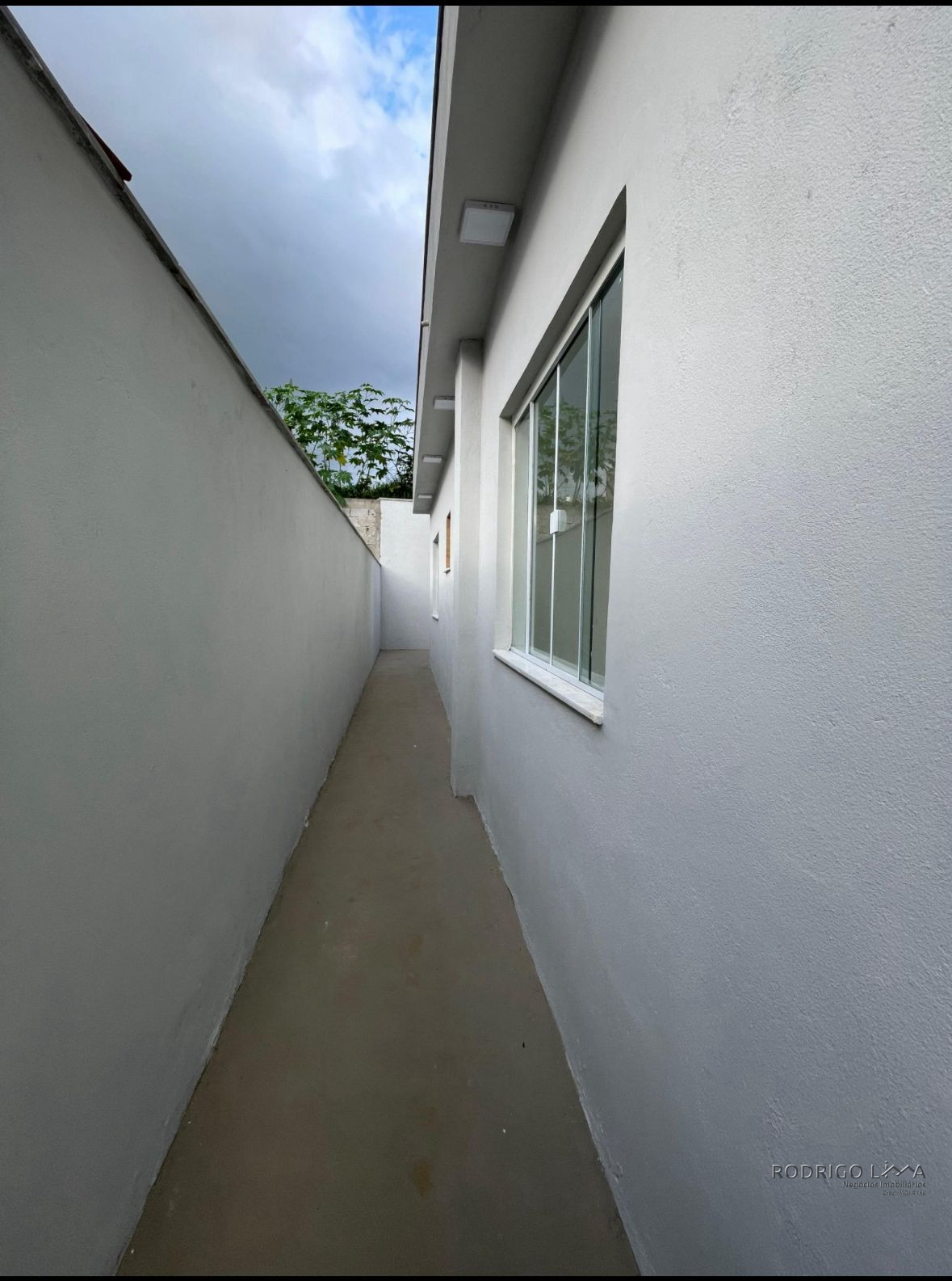 Linda casa para venda em São Lourenço - MG.