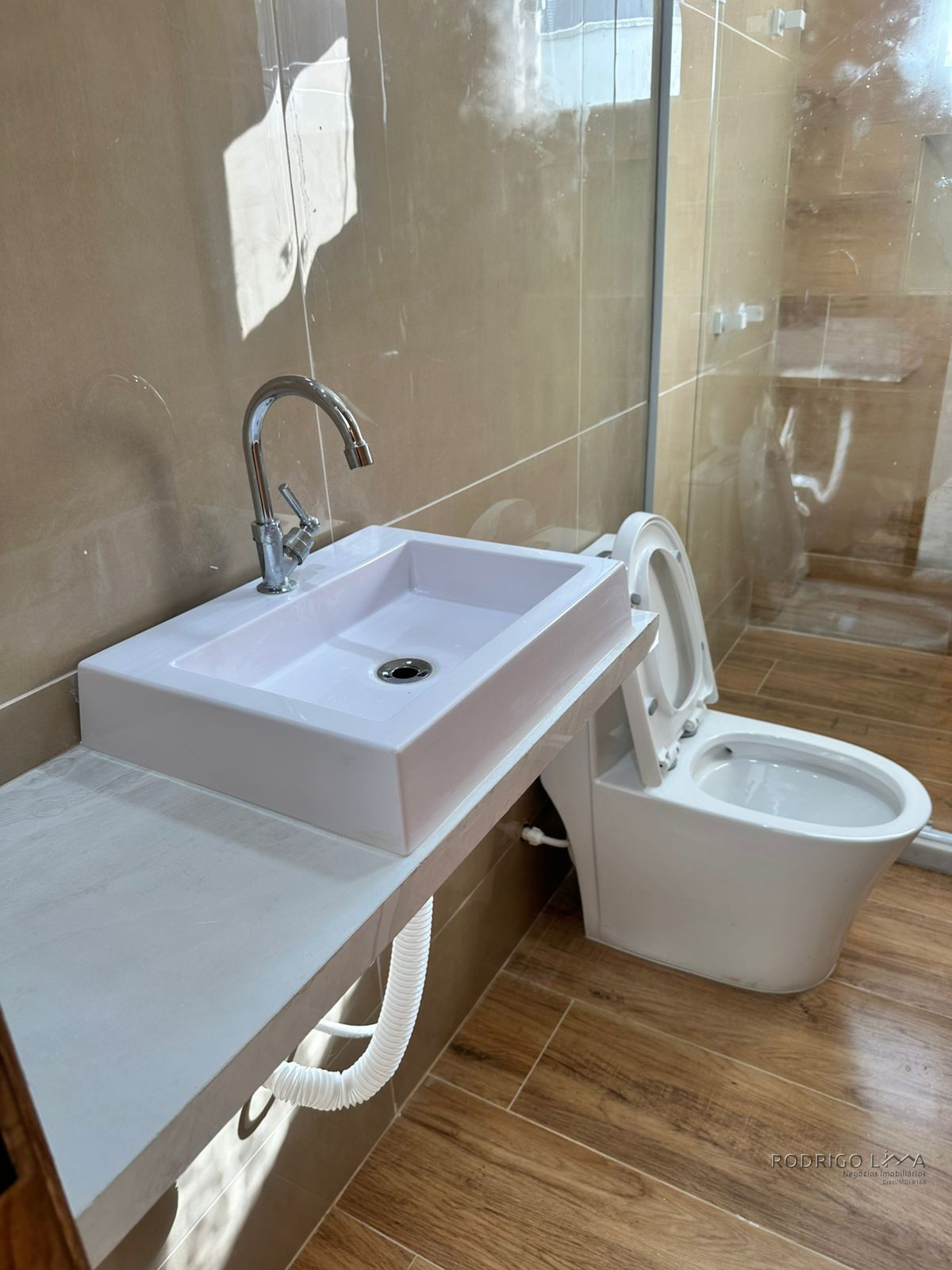 Linda casa para venda em São Lourenço - MG.