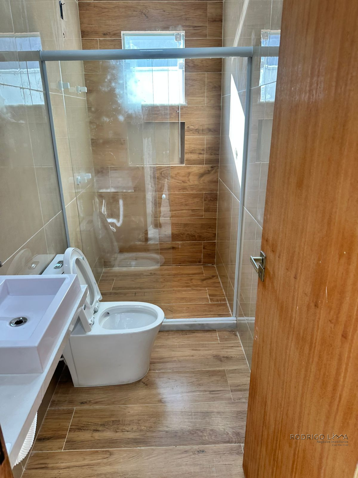 Linda casa para venda em São Lourenço - MG.