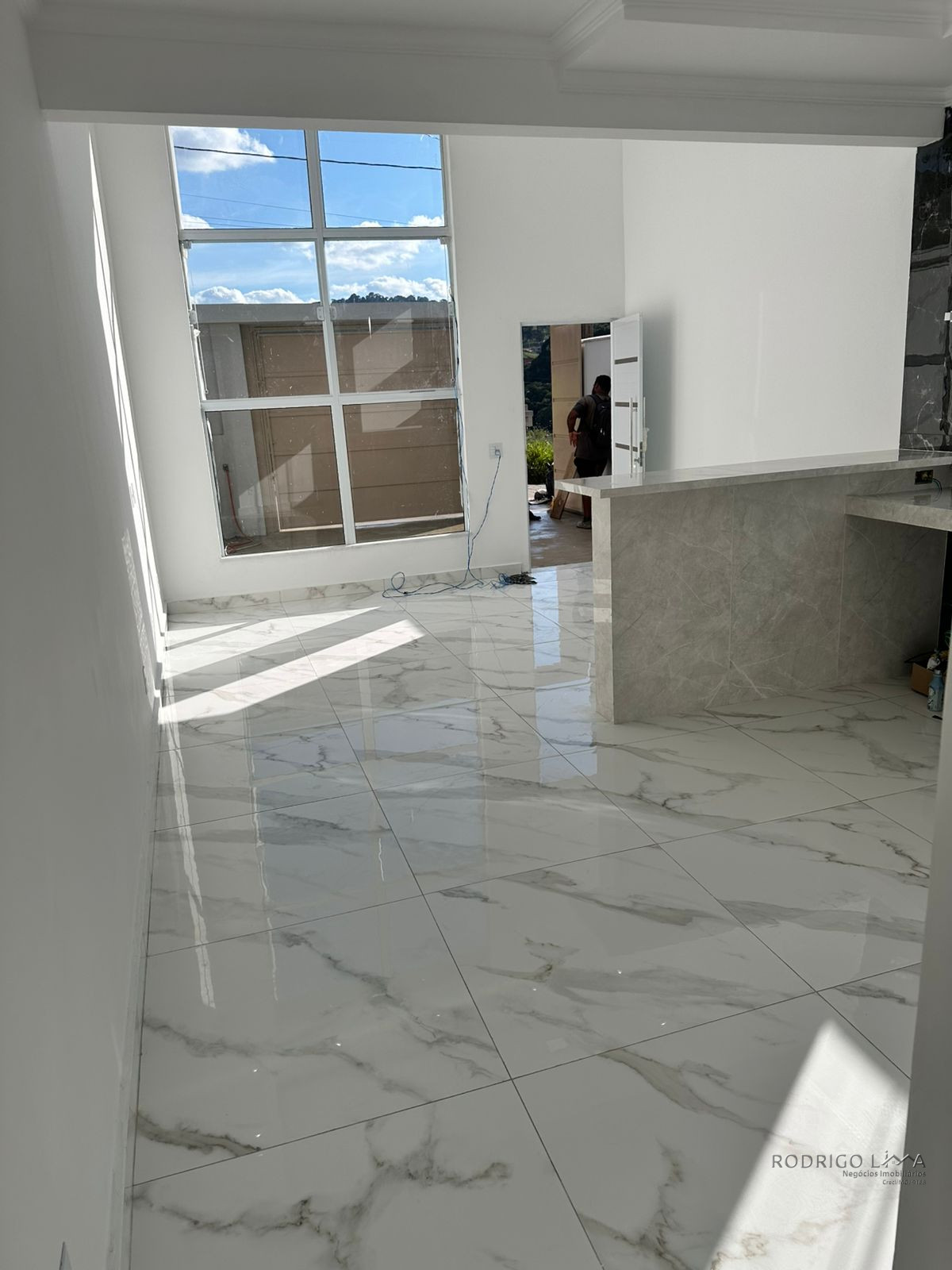 Linda casa para venda em São Lourenço - MG.