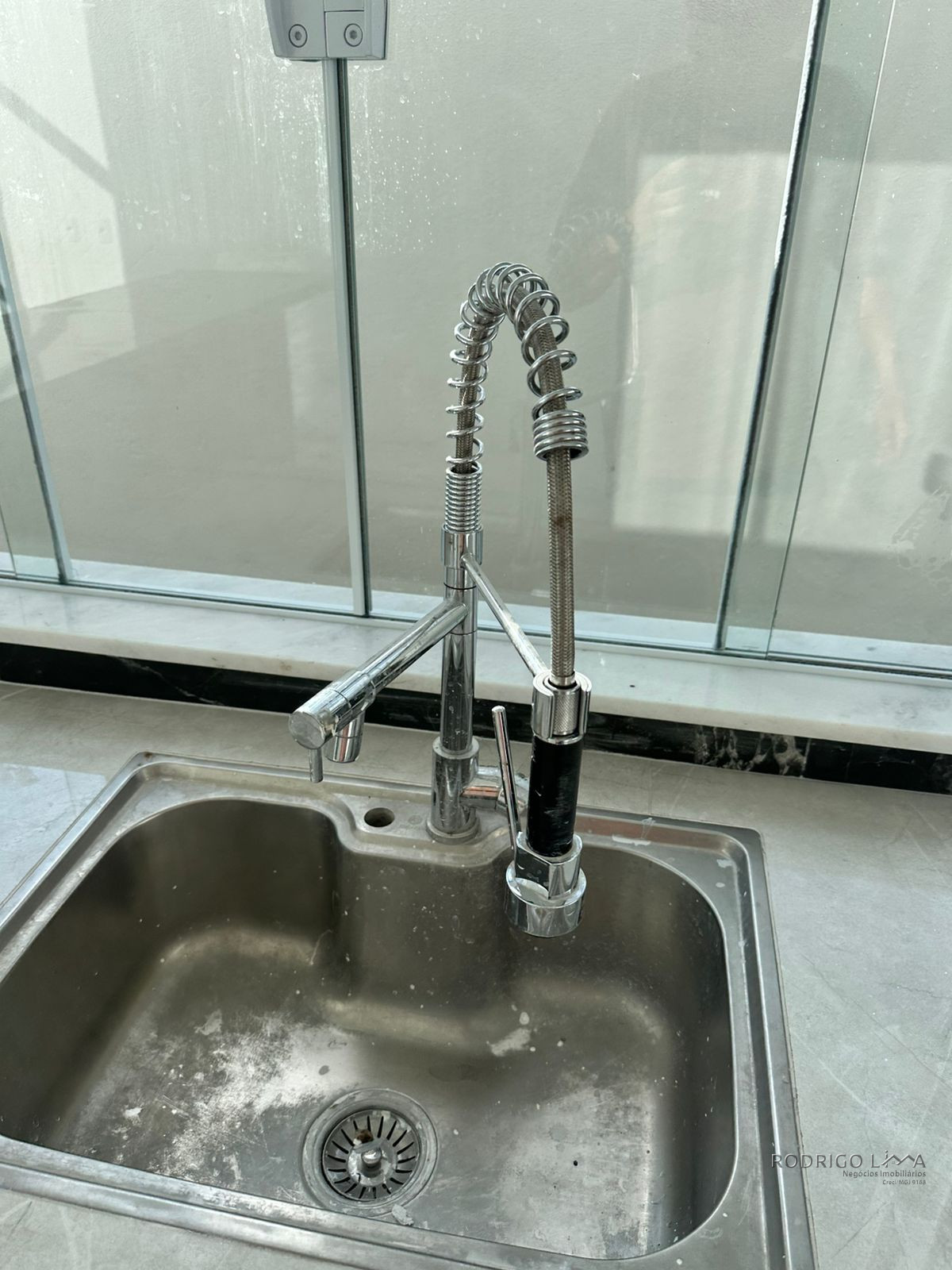 Linda casa para venda em São Lourenço - MG.