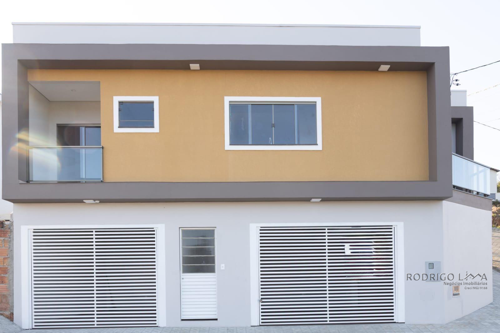 Linda casa para venda em São Lourenço - MG.