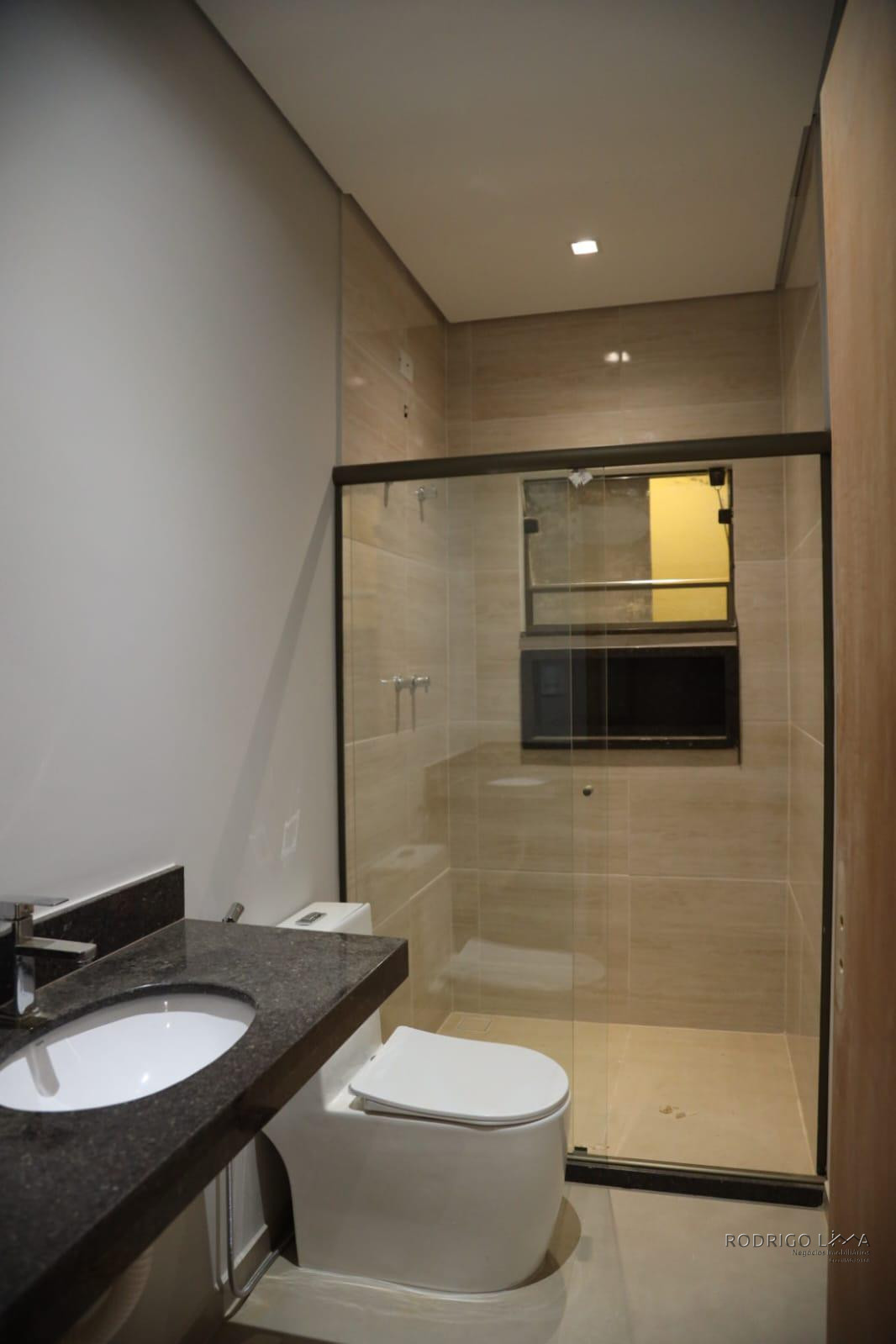 Linda casa para venda em São Lourenço - MG.