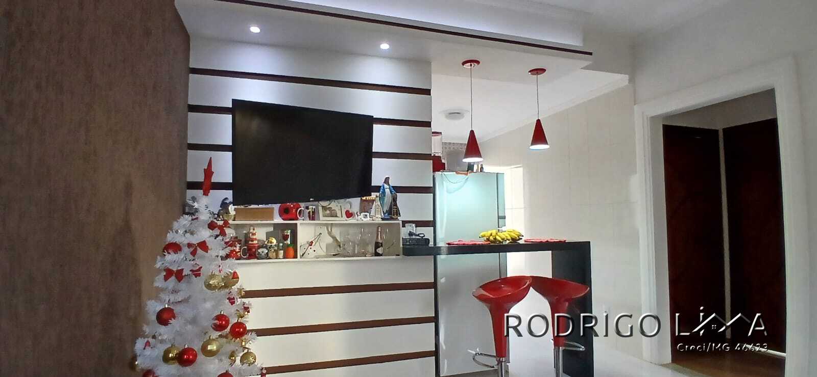 Casa para venda em São Lourenço - MG.