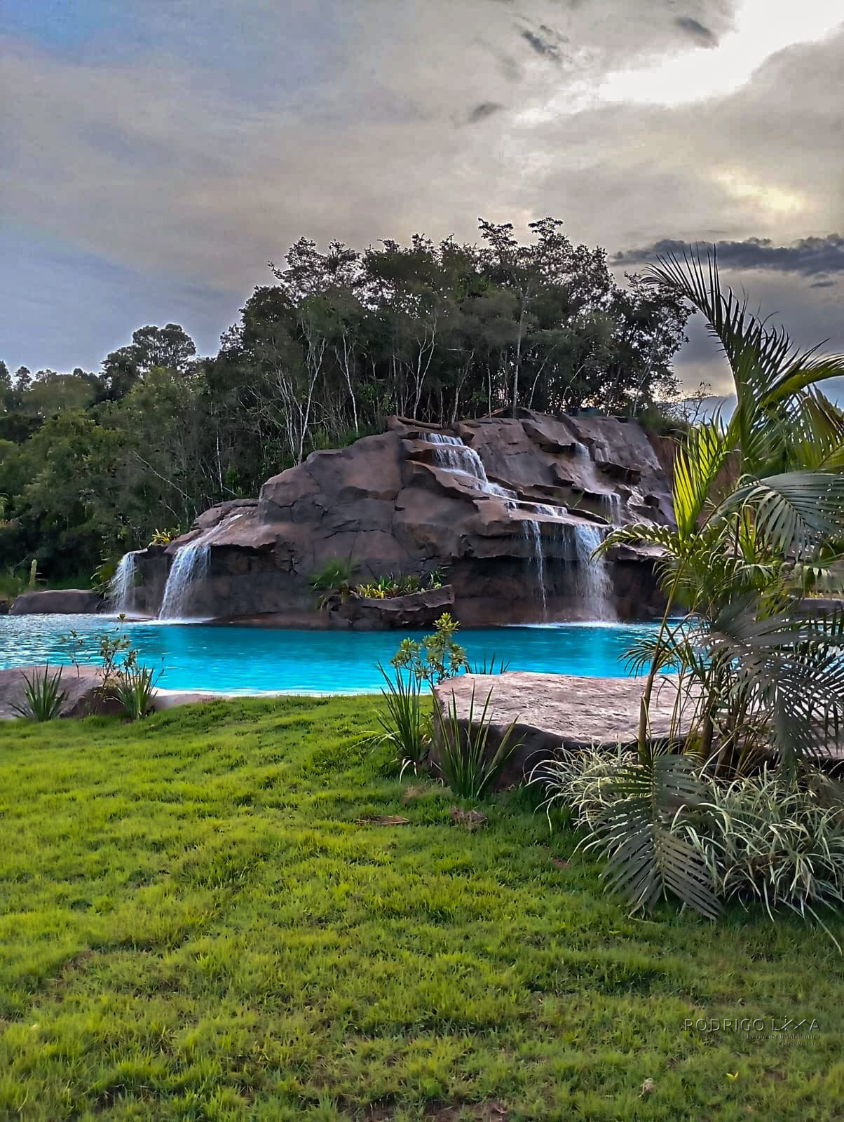 Lindo Sitio para venda próximo a São Lourenço - MG