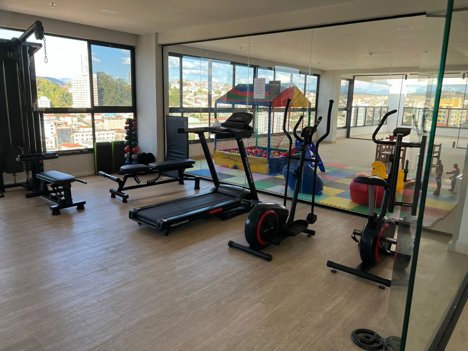 Flat com diárias a partir de R$250,00 no centro de São Lourenço - MG.