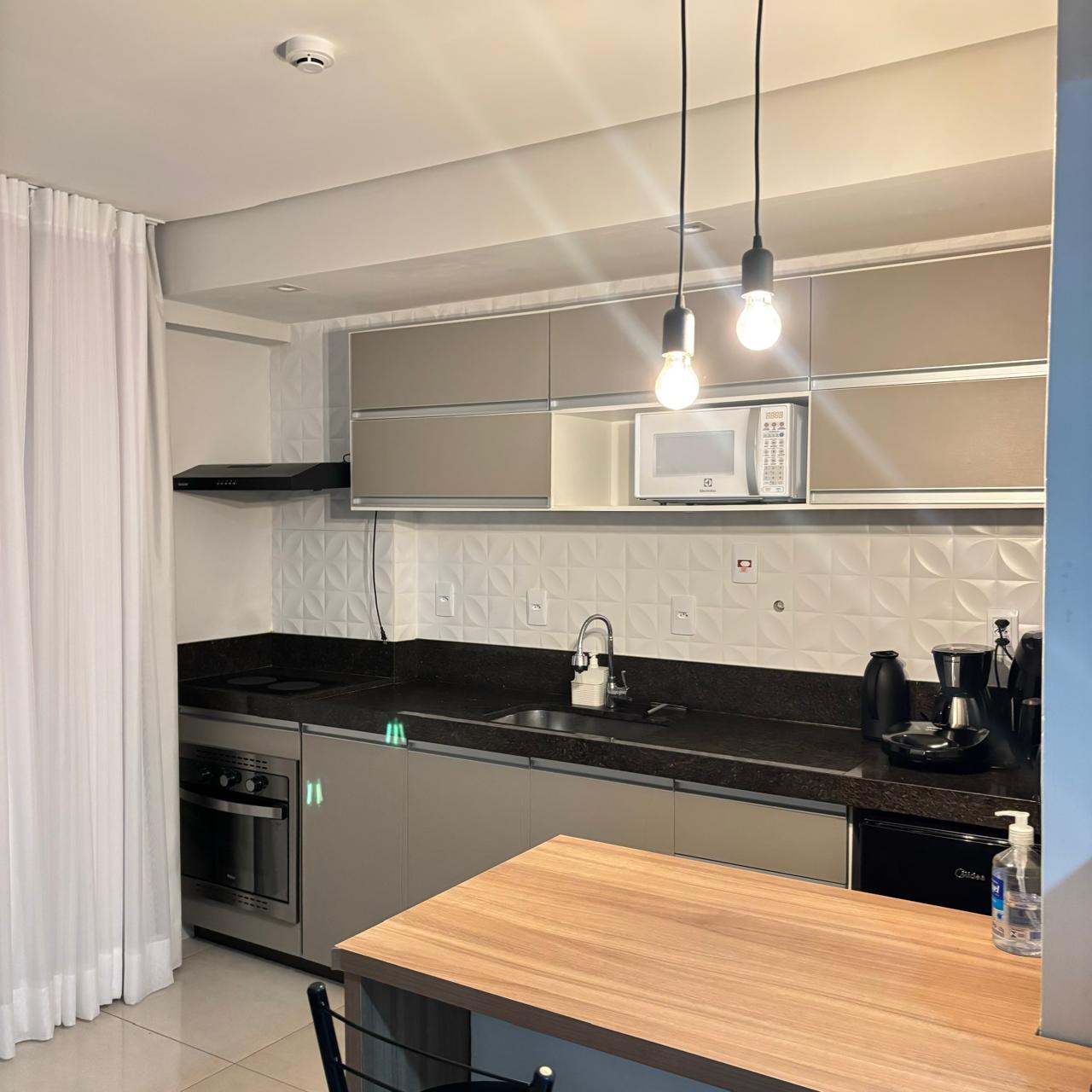 Flat com diárias a partir de R$250,00 no centro de São Lourenço - MG.