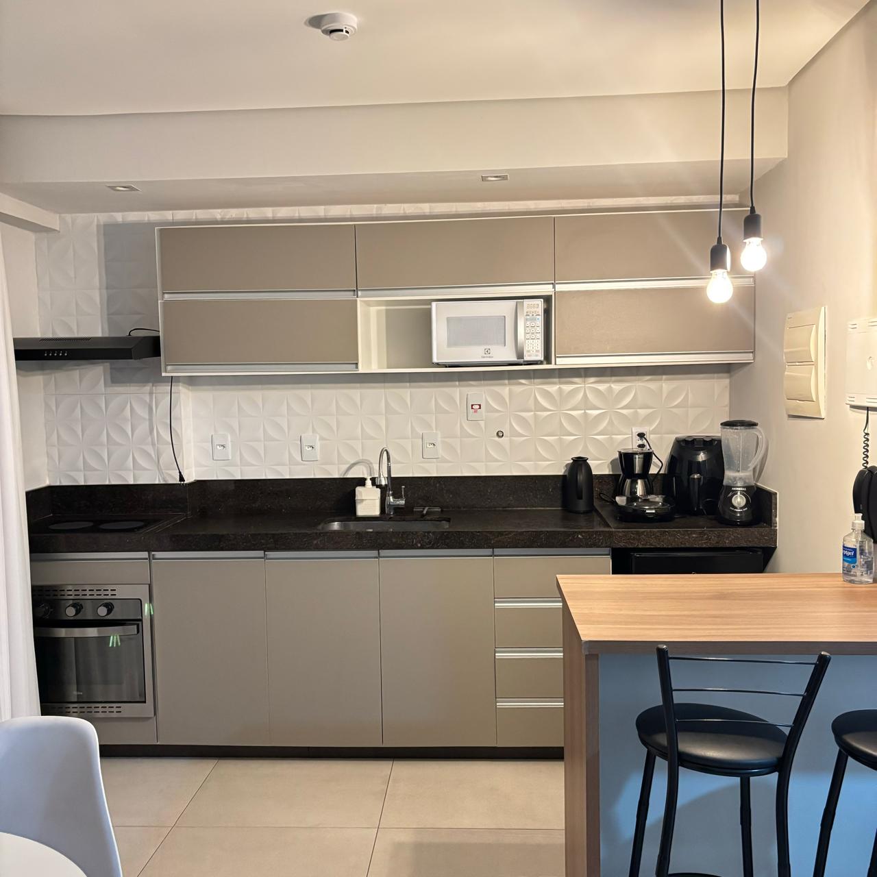 Flat com diárias a partir de R$250,00 no centro de São Lourenço - MG.