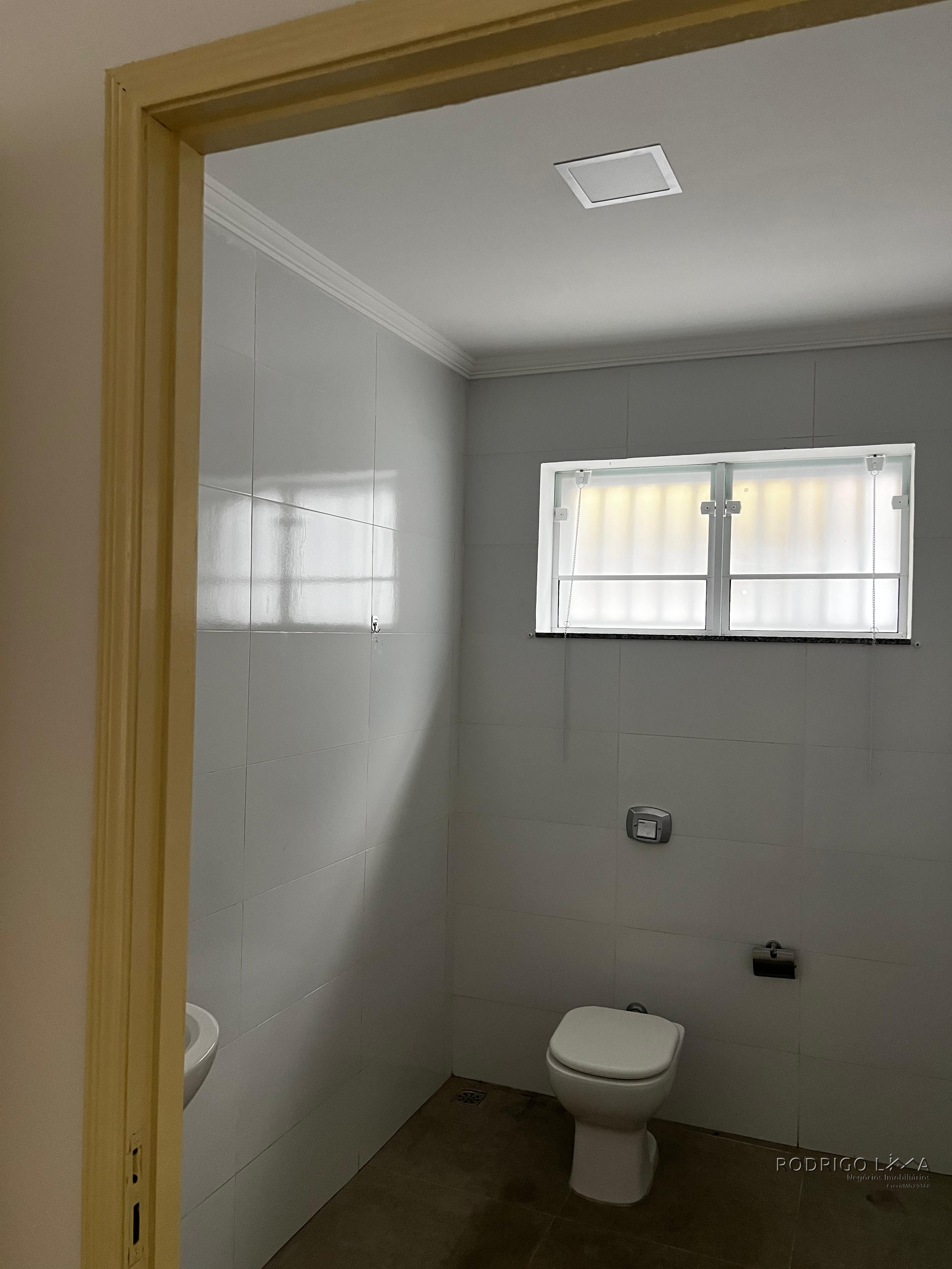 Loja para venda no centro de São Lourenço - MG.