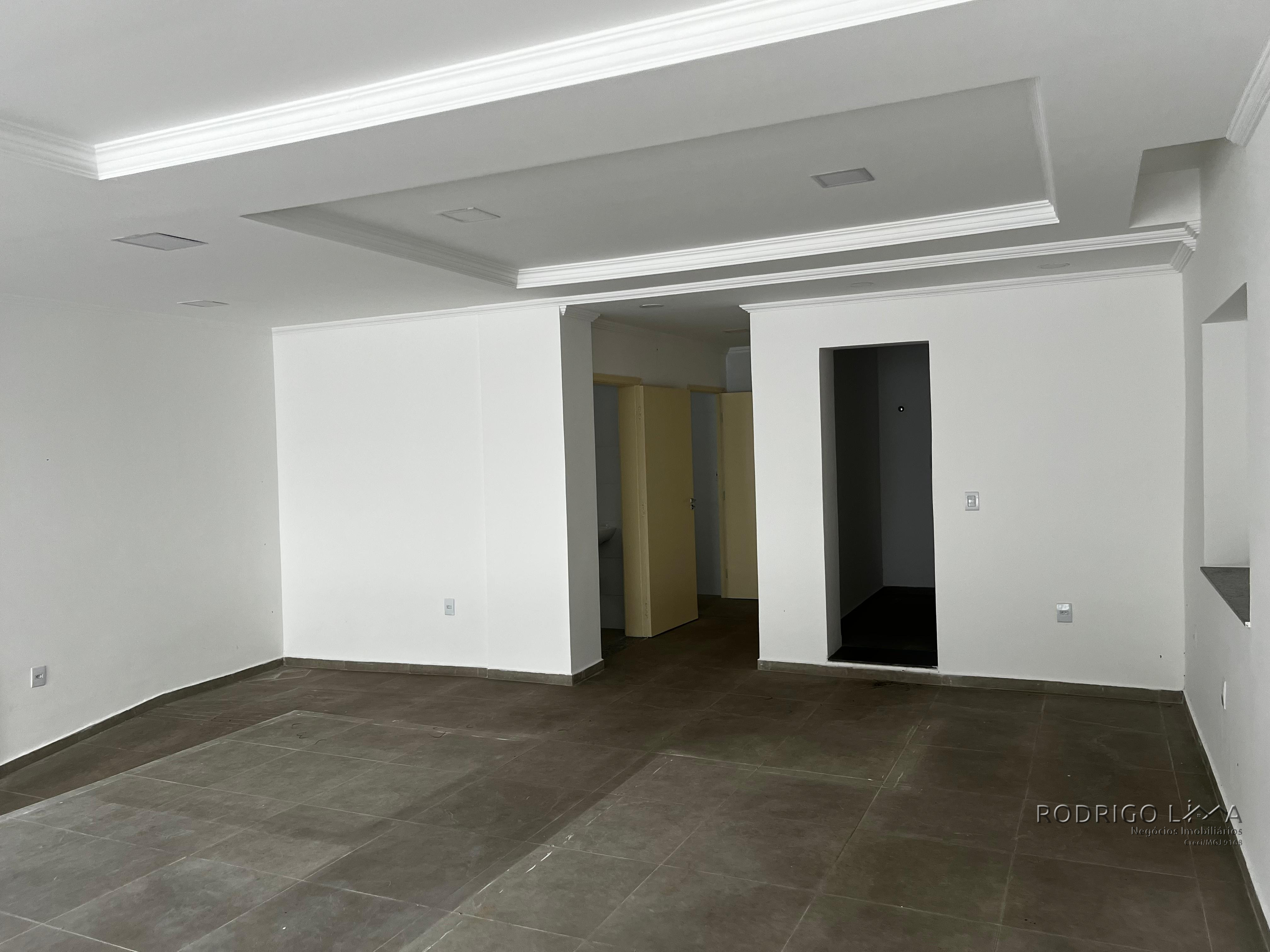 Loja para venda no centro de São Lourenço - MG.