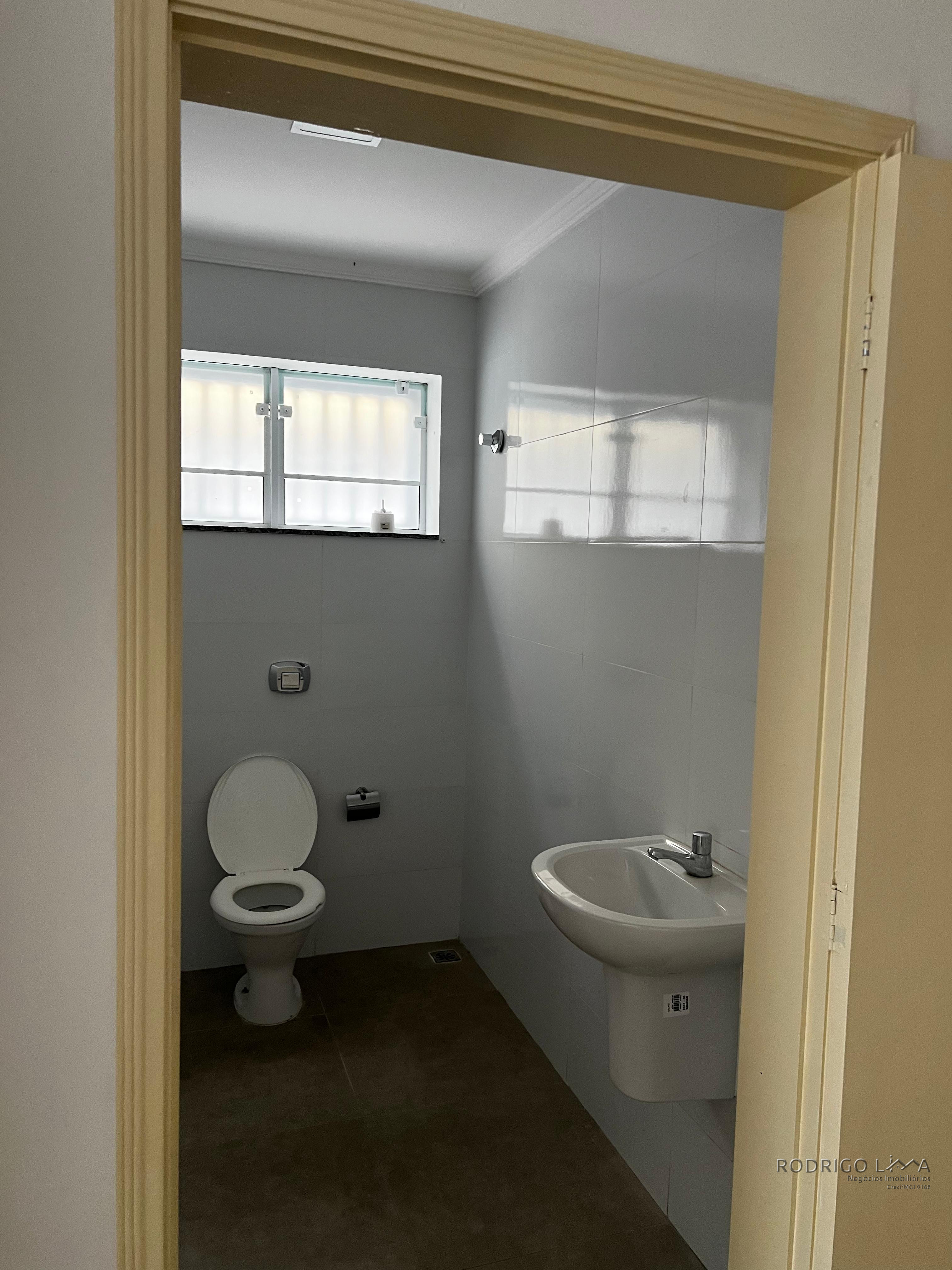 Loja para venda no centro de São Lourenço - MG.