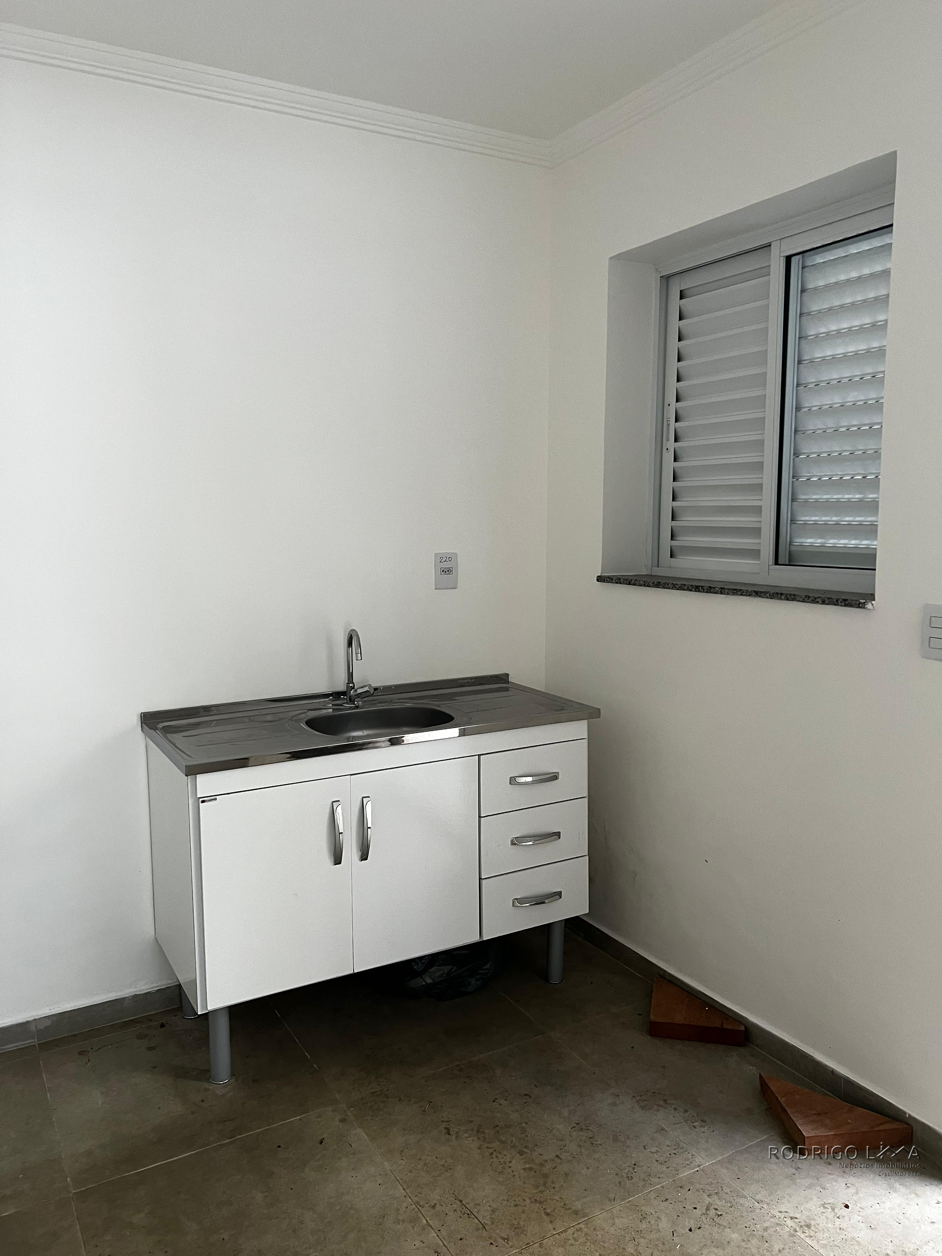 Loja para venda no centro de São Lourenço - MG.