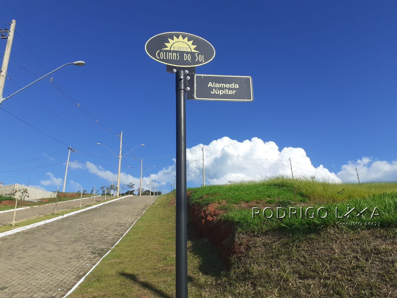 Lote para venda no condomínio Colinas do Sol em Carmo de Minas - MG.