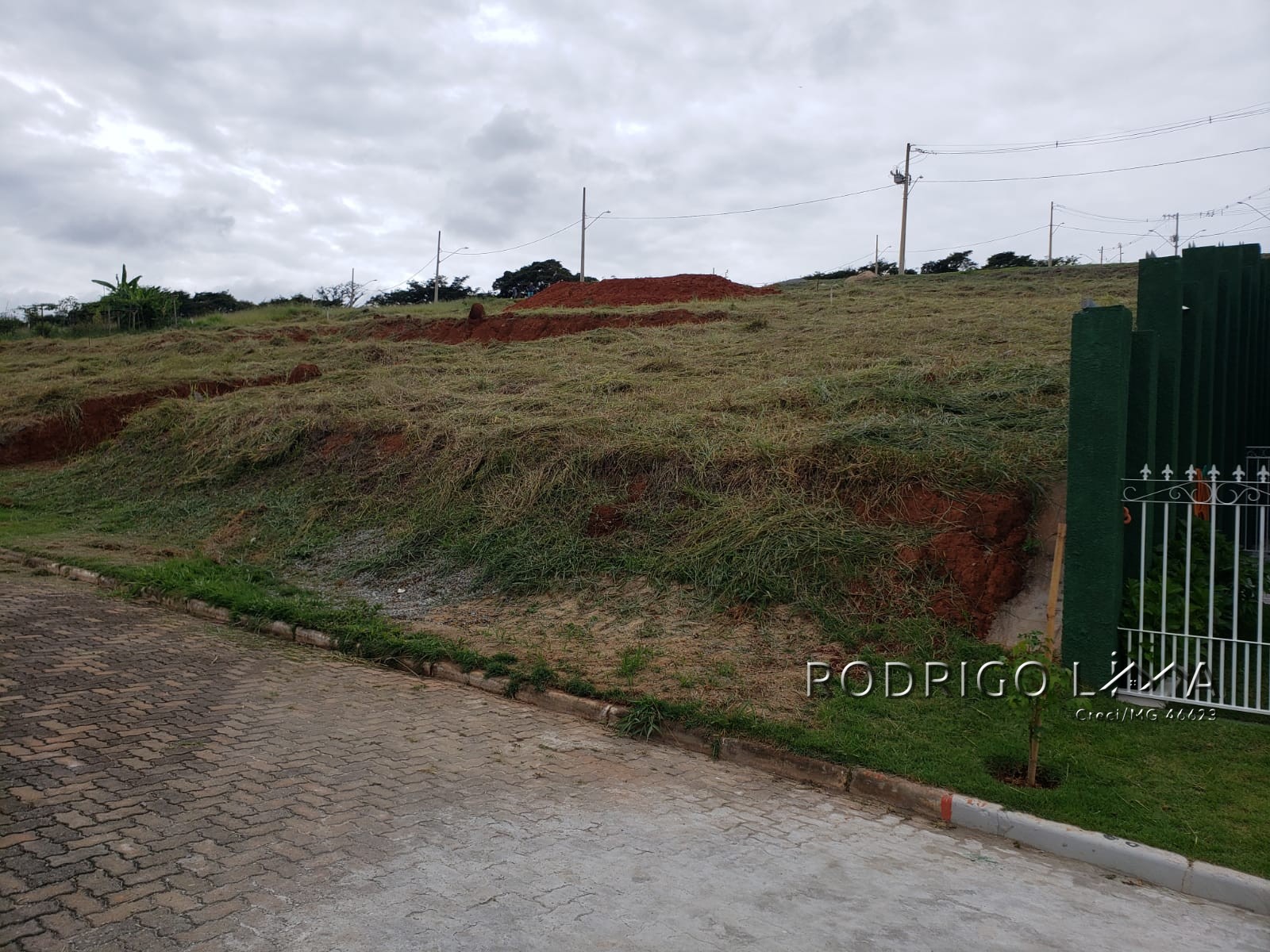 Lote para venda no condomínio Colinas do Sol em Carmo de Minas - MG.