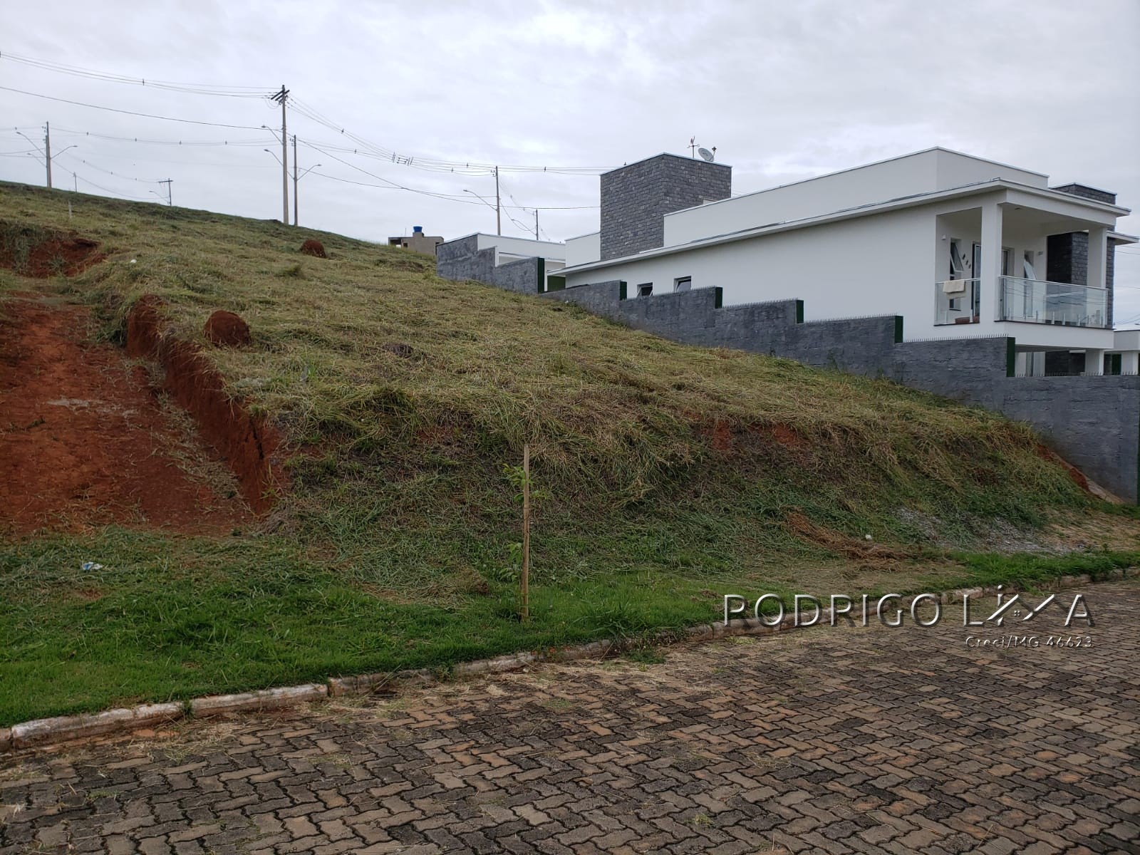 Lote para venda no condomínio Colinas do Sol em Carmo de Minas - MG.