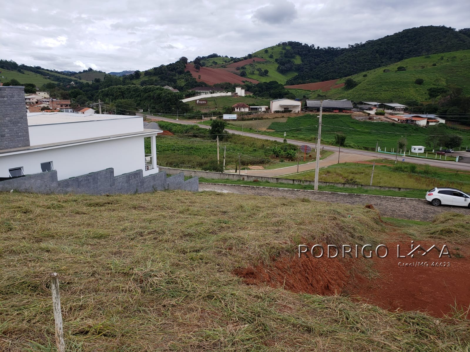 Lote para venda no condomínio Colinas do Sol em Carmo de Minas - MG.