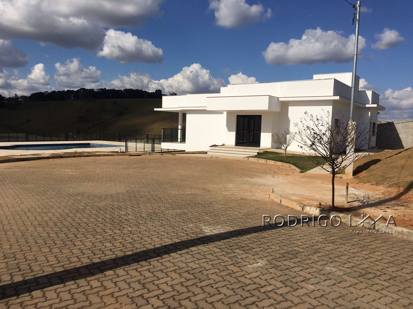 Lote no Condomínio Águas da Mantiqueira, a 3 minutos do centro de São Lourenço - MG.