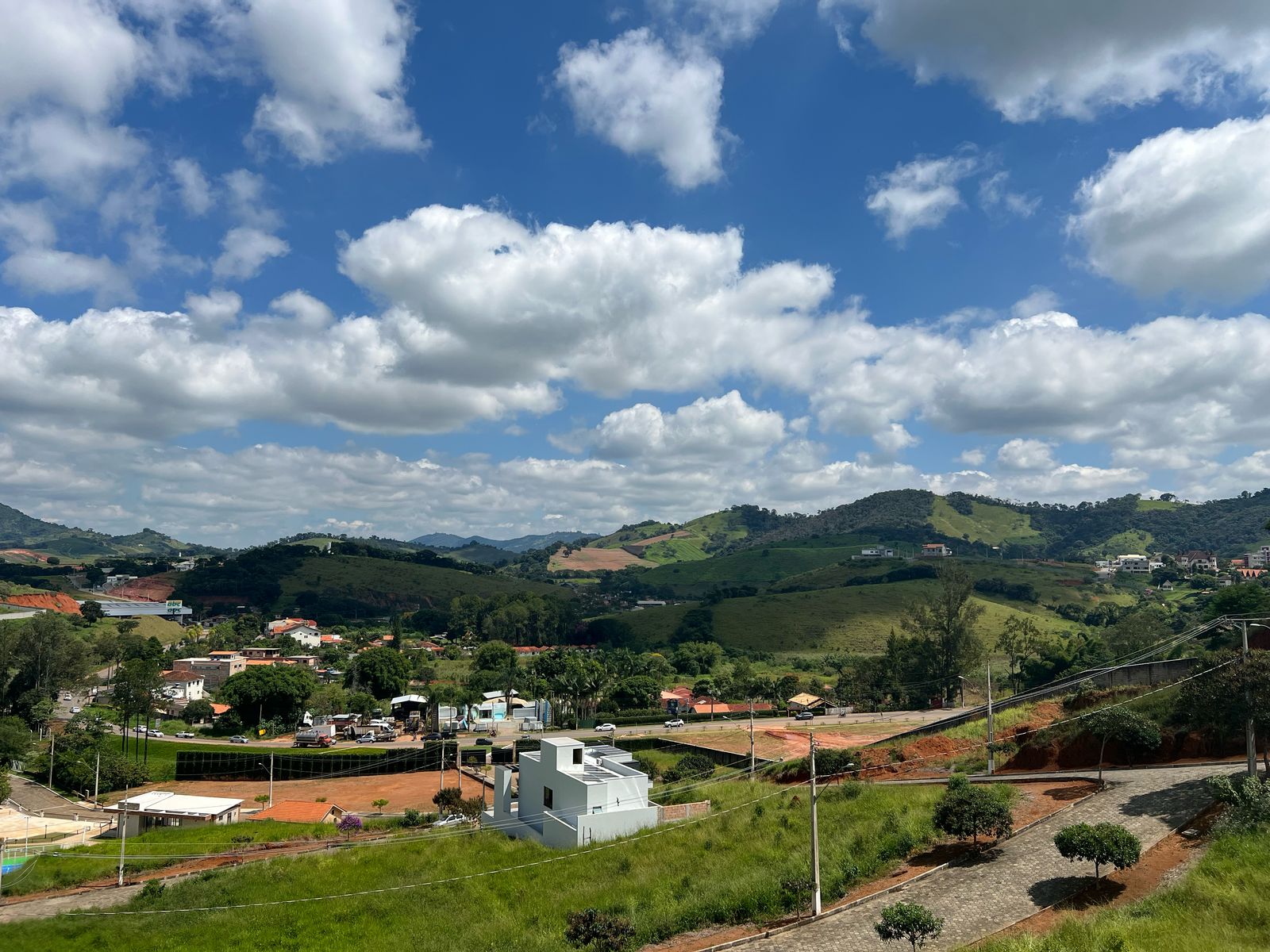 Lote para venda no melhor condomínio em São Lourenço - MG.