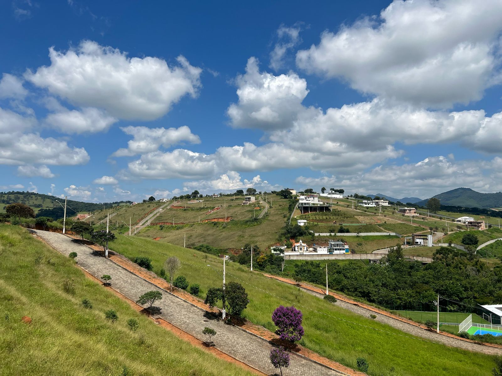 Lote para venda no melhor condomínio em São Lourenço - MG.