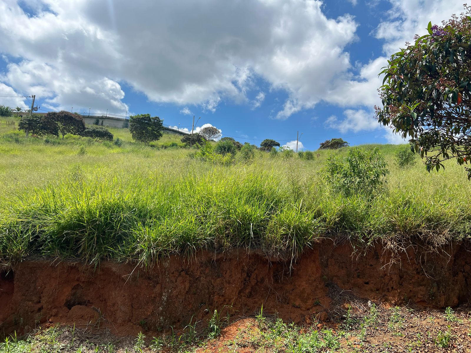 Lote para venda no melhor condomínio em São Lourenço - MG.