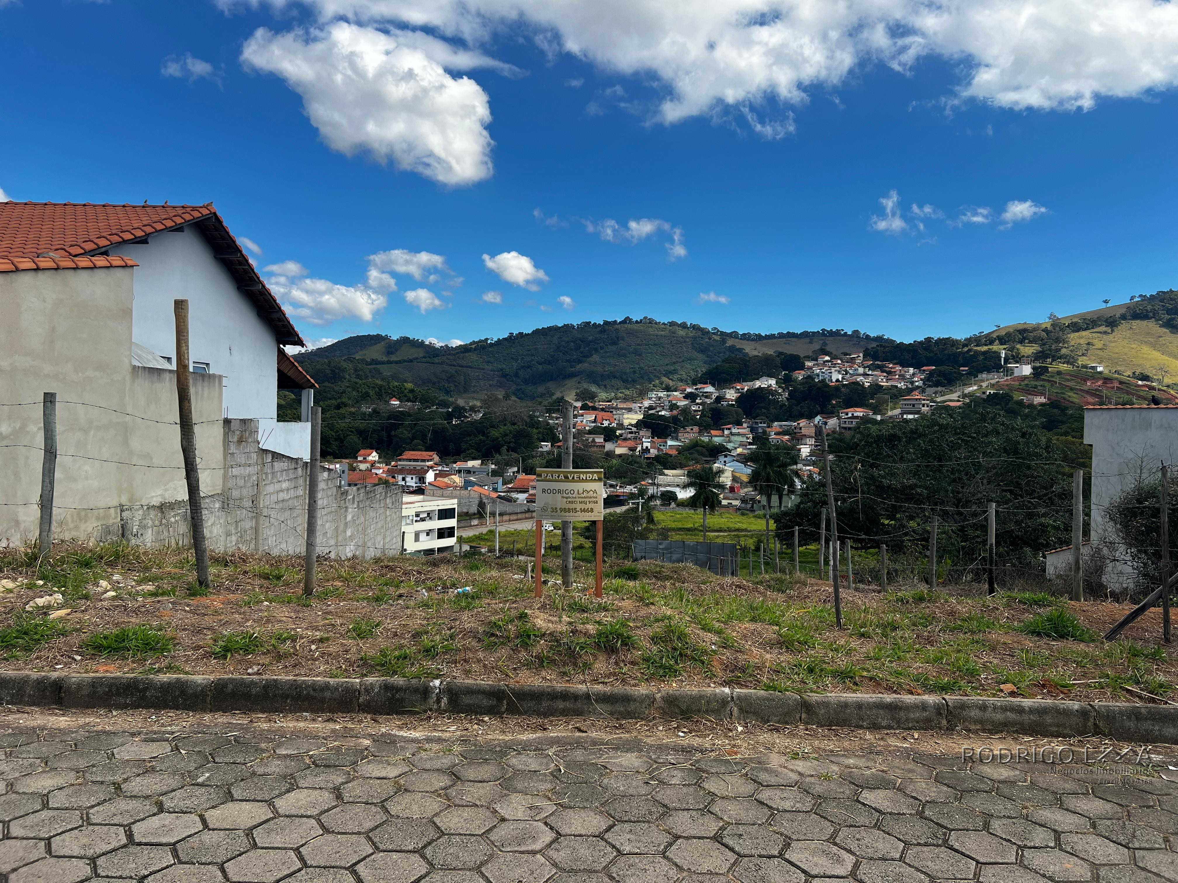 Lote para venda em São Lourenço - MG.