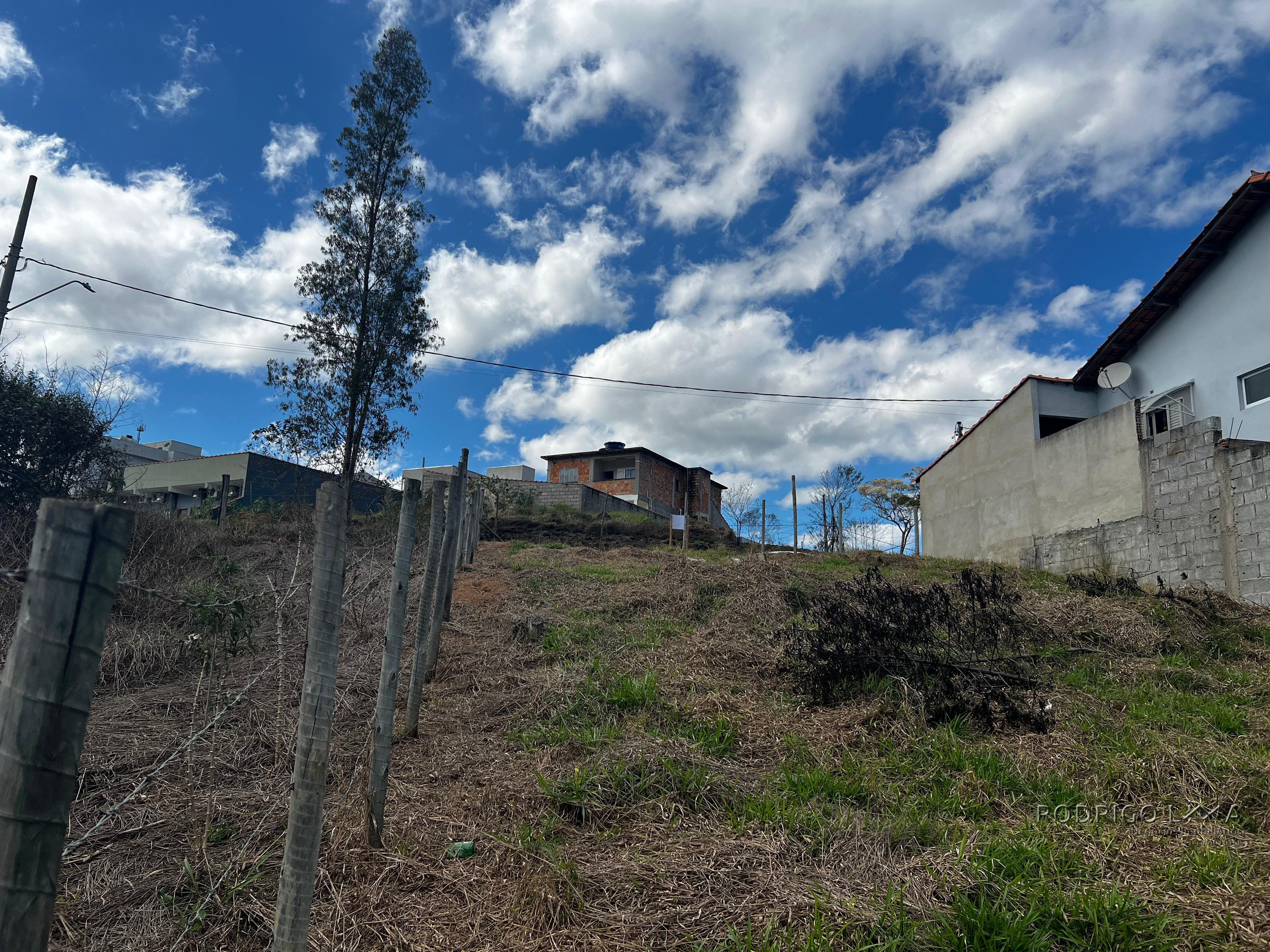 Lote para venda em São Lourenço - MG.