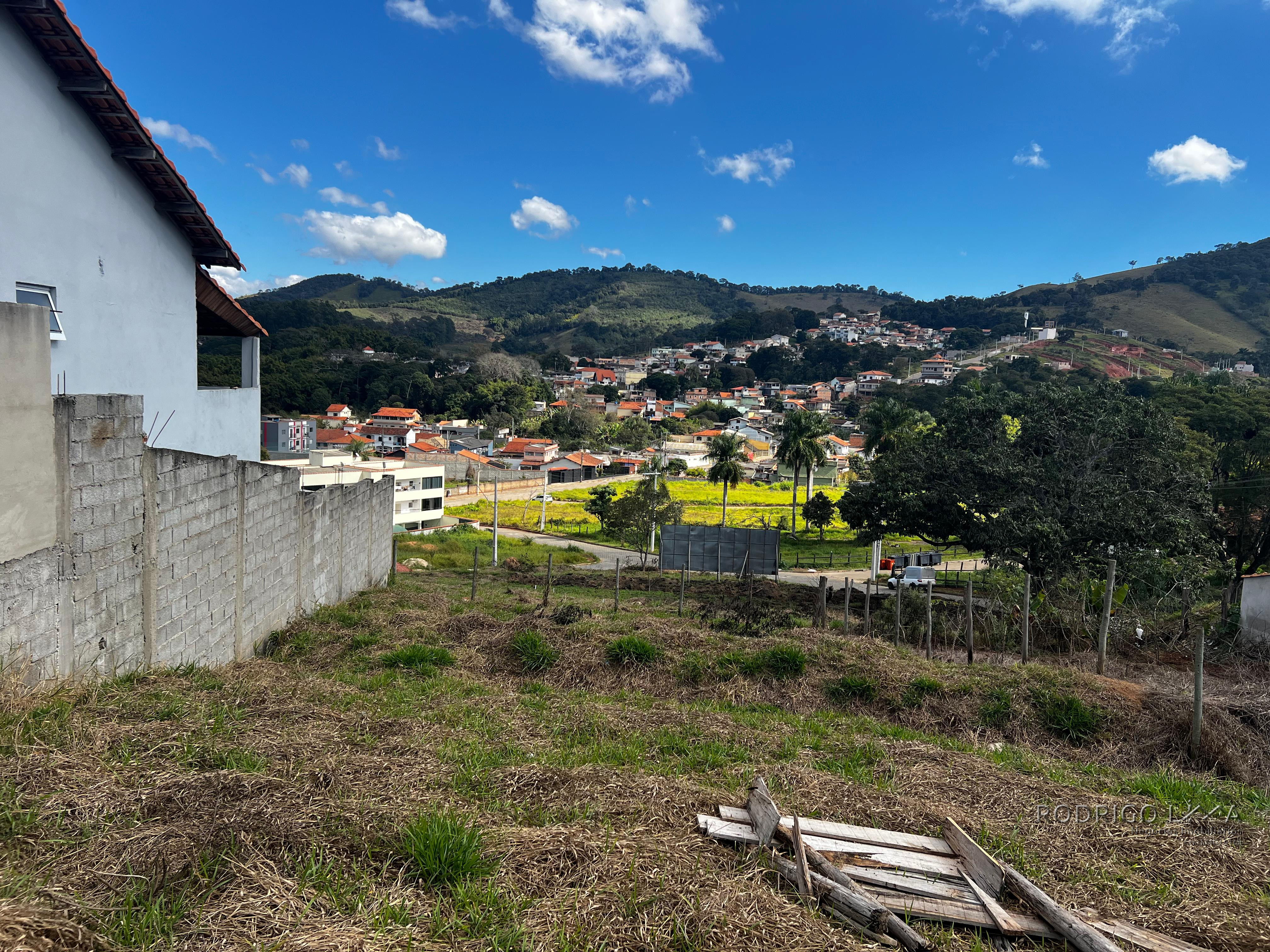Lote para venda em São Lourenço - MG.