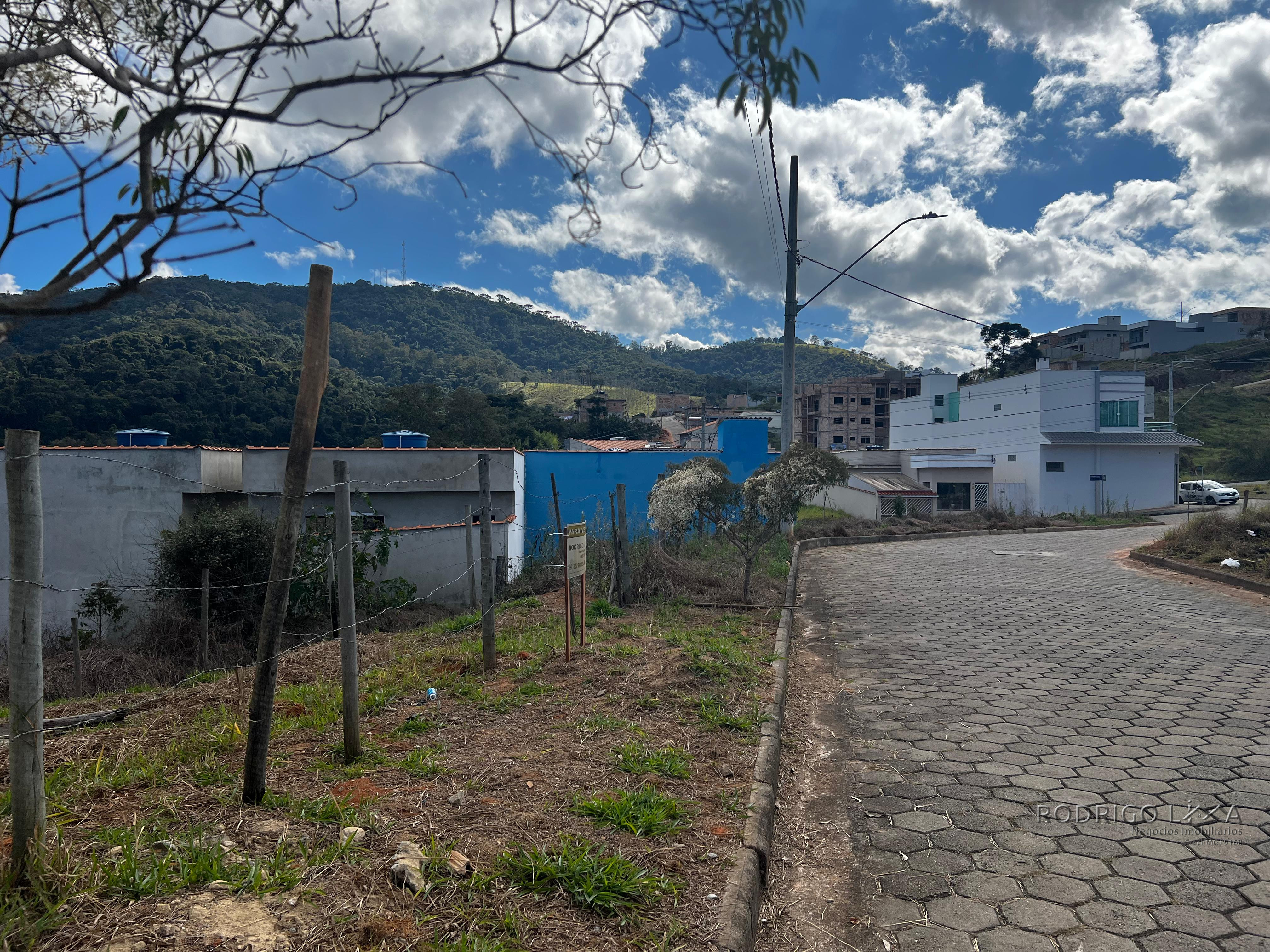 Lote para venda em São Lourenço - MG.