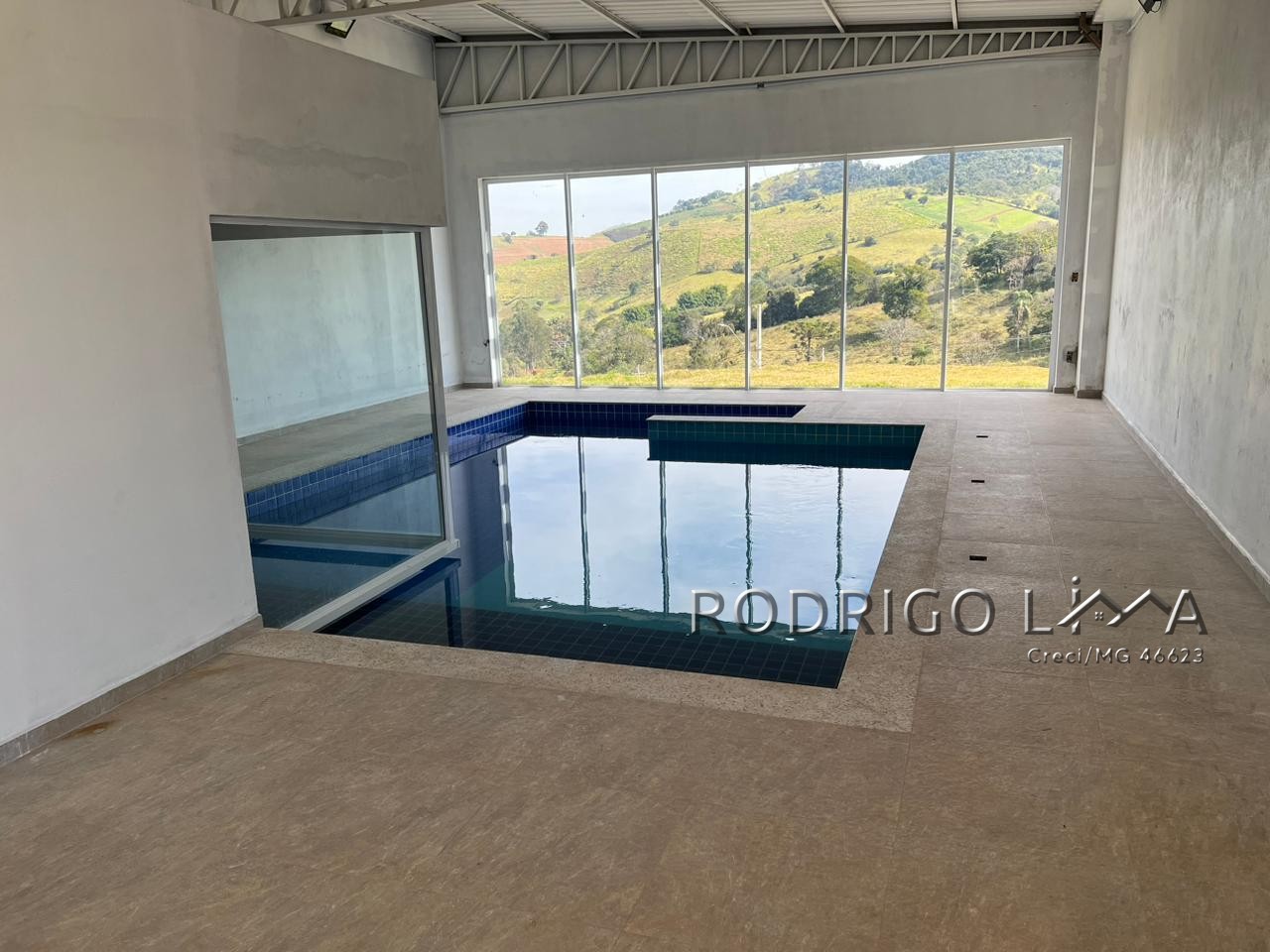 Lote no condomínio Altos da Serra para venda em São Lourenço - MG.